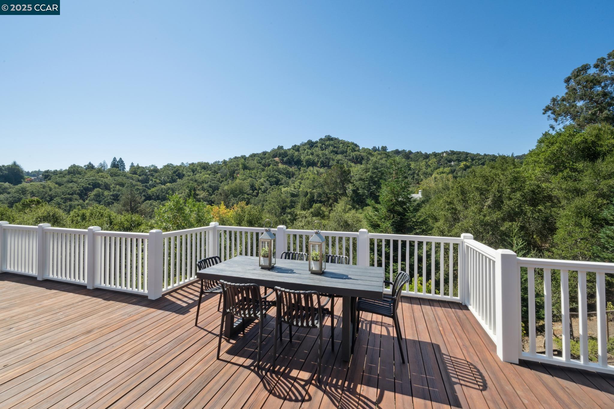 1133 Estates Dr