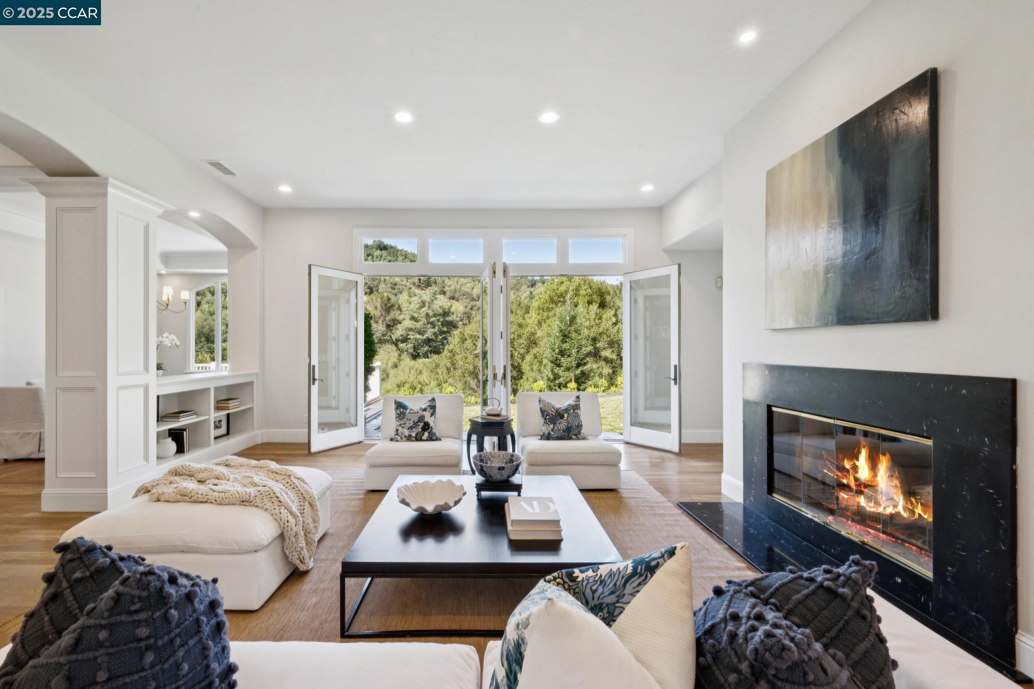 1133 Estates Dr