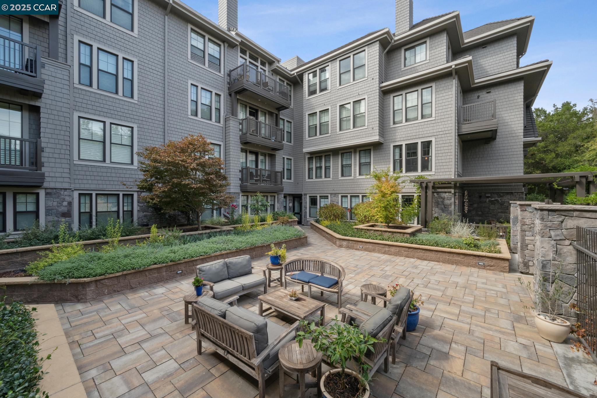 1000 Dewing Ave # 407