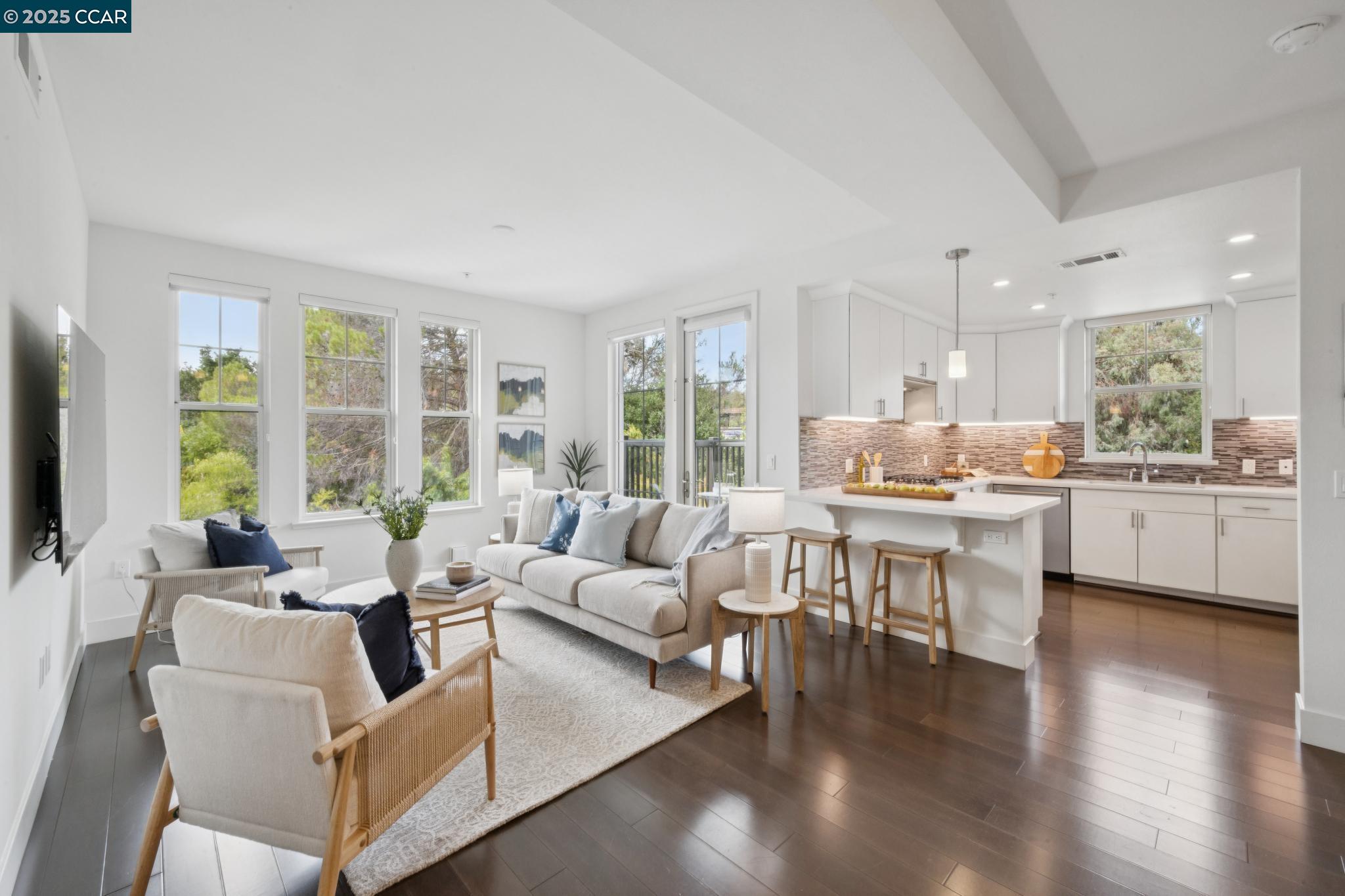 1000 Dewing Ave # 407