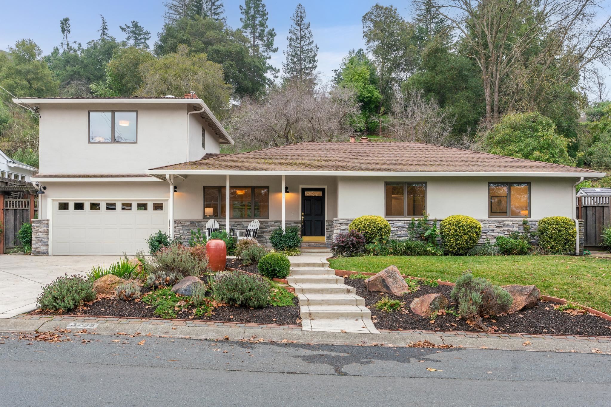 3235 Camino Colorados