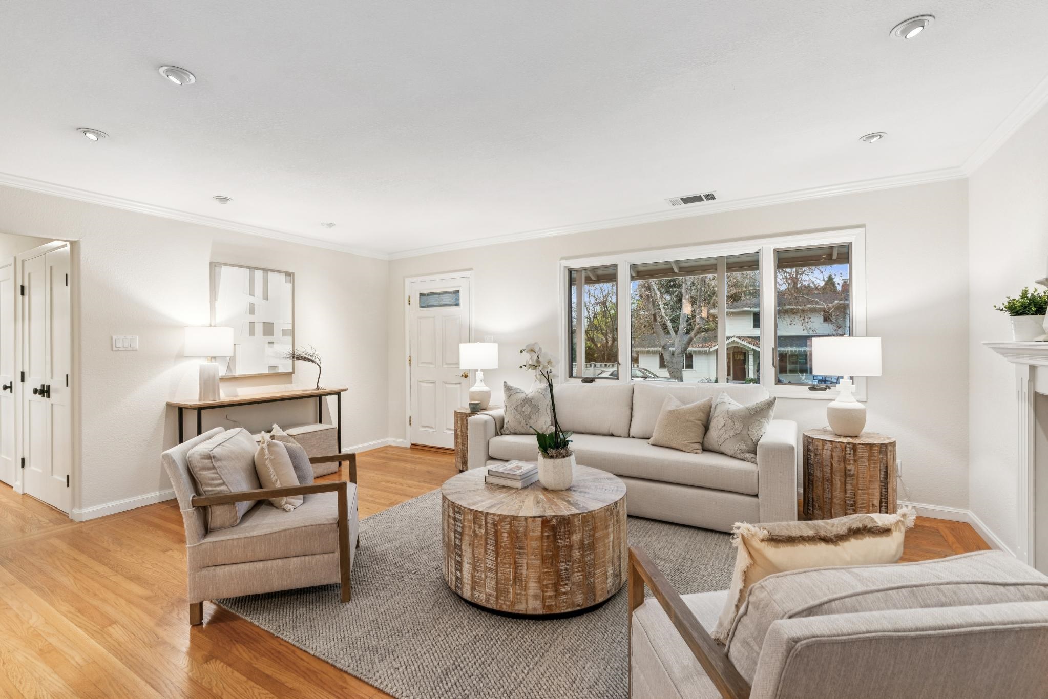 3235 Camino Colorados