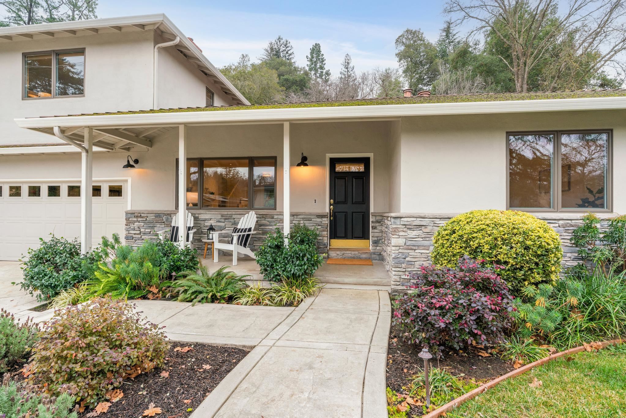 3235 Camino Colorados