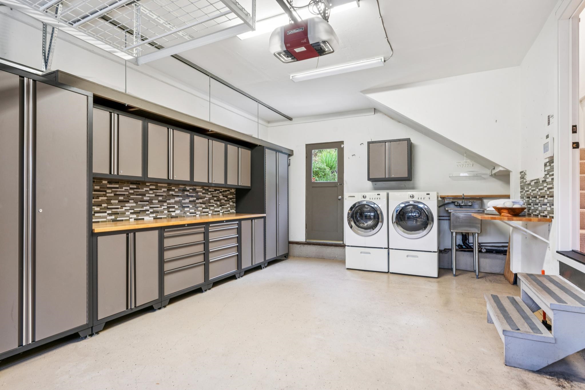 3235 Camino Colorados