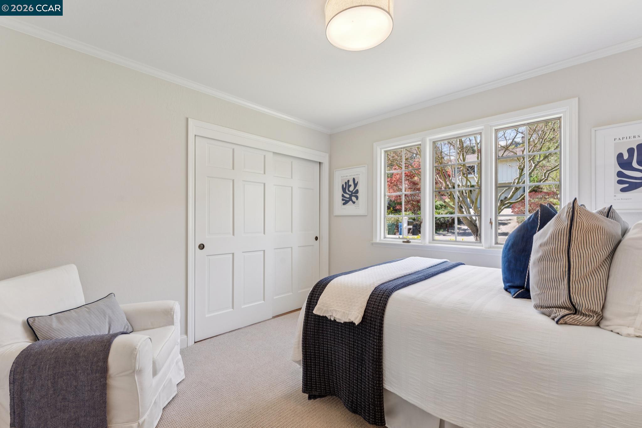 19 Eastwood Dr