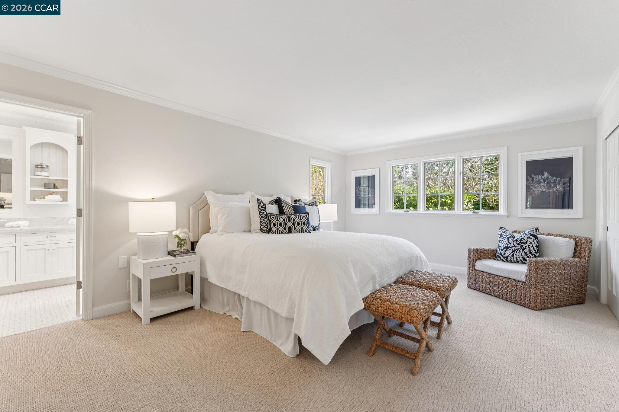 19 Eastwood Dr