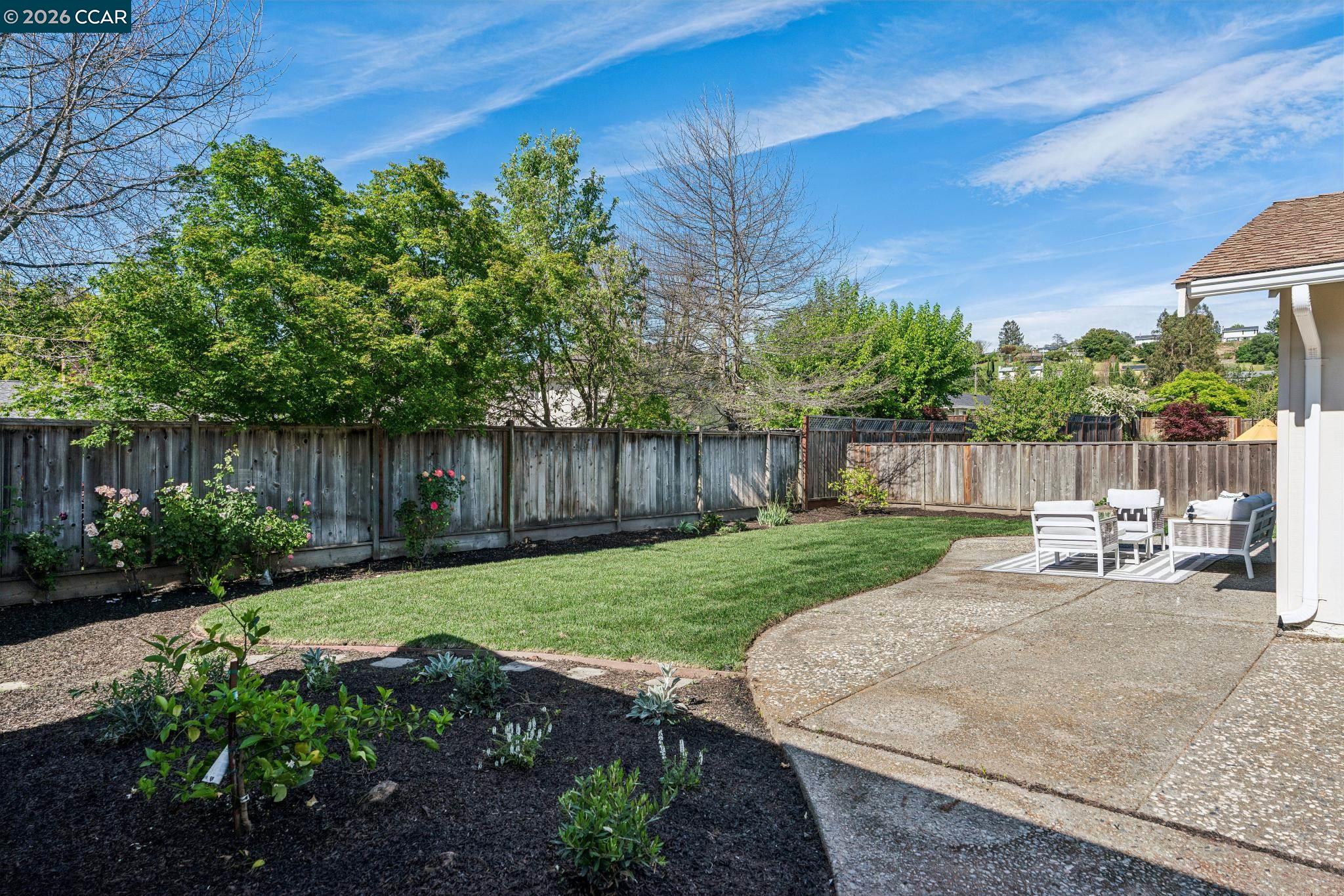 152 Tharp Dr