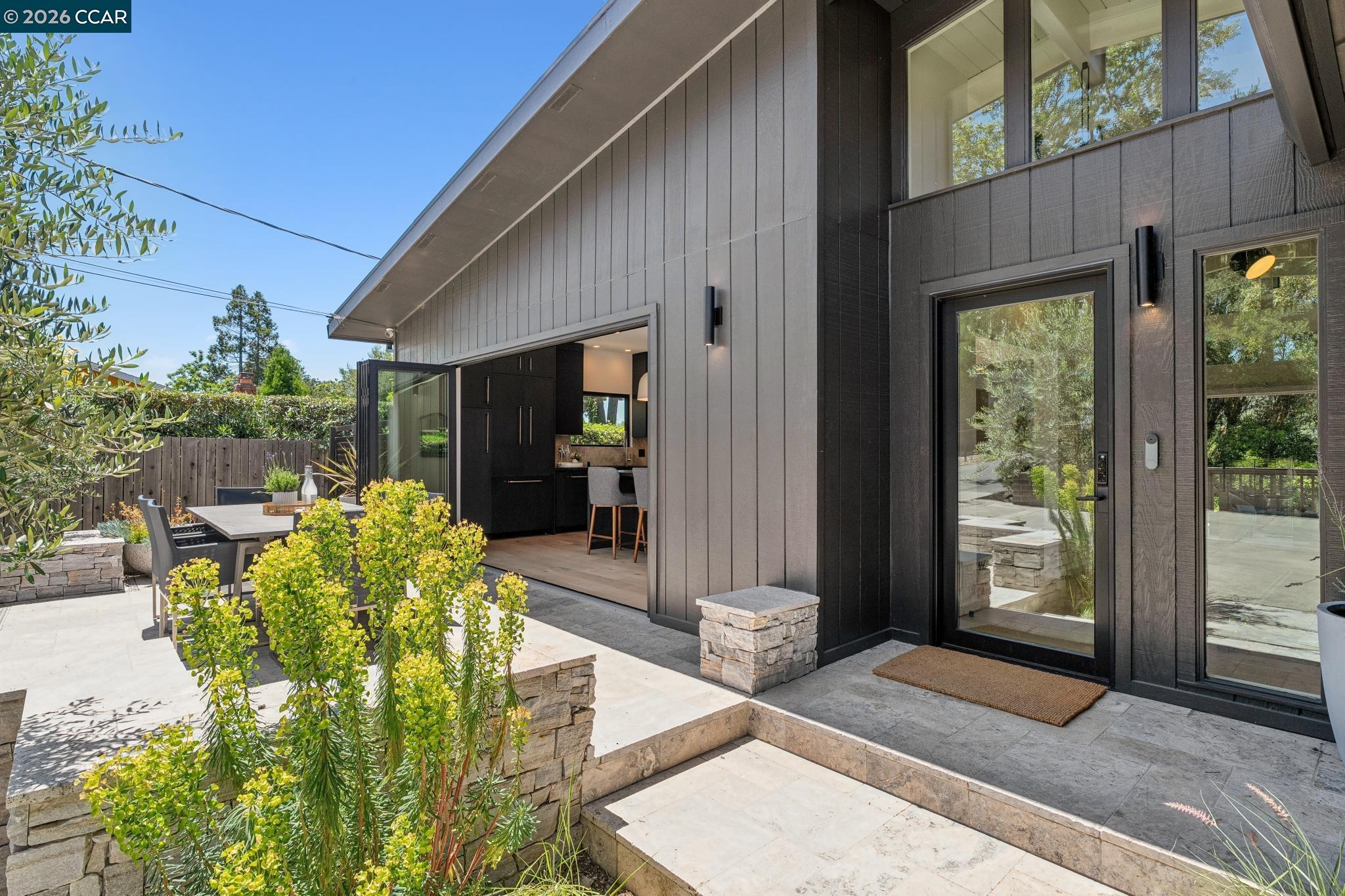 1119 Oak Hill Rd