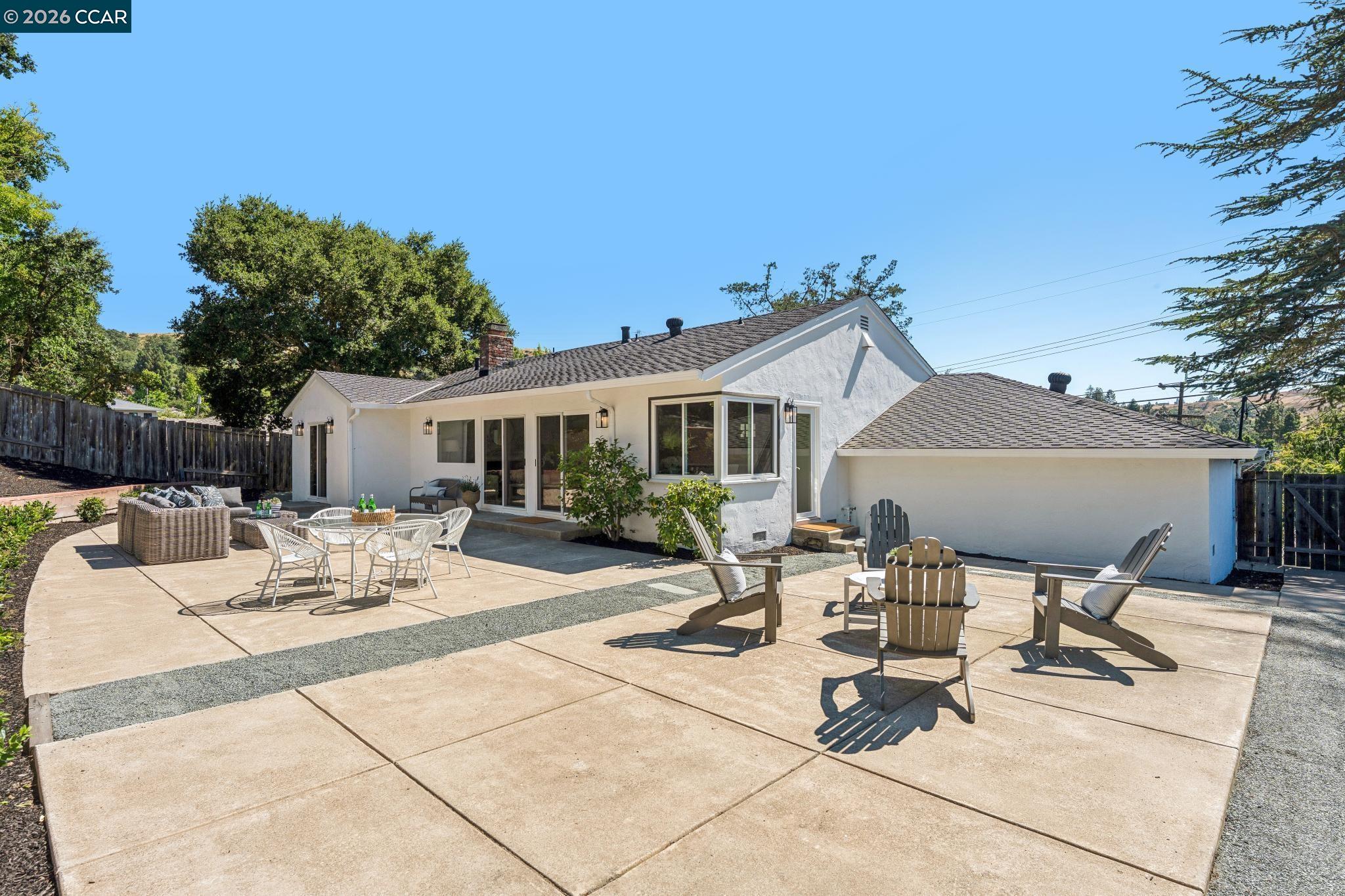 414 Castello Rd