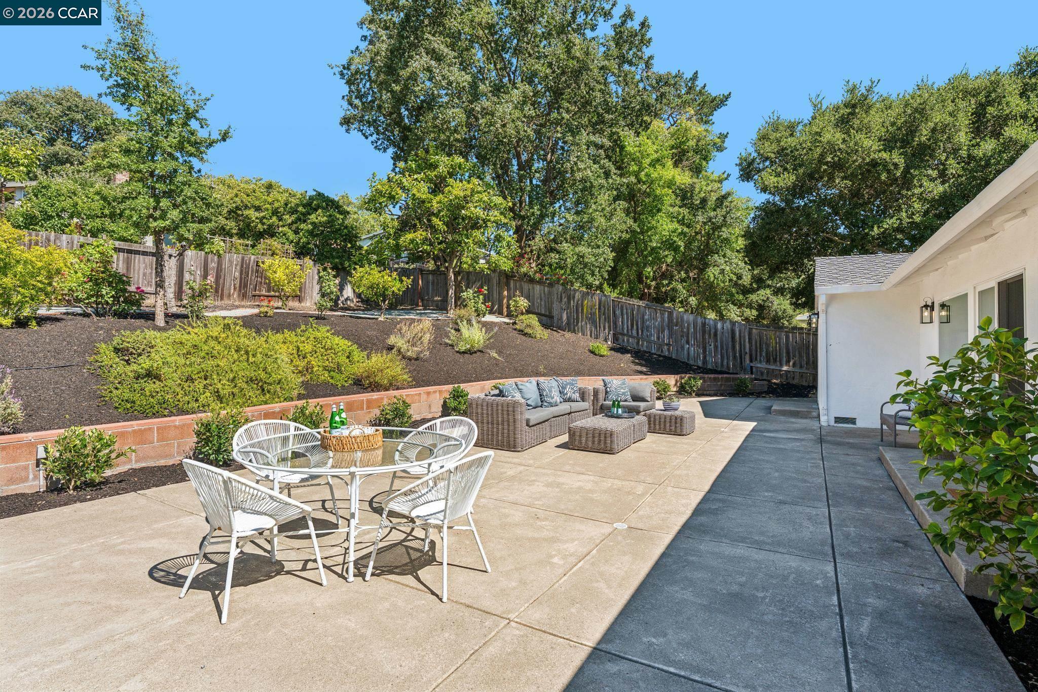 414 Castello Rd