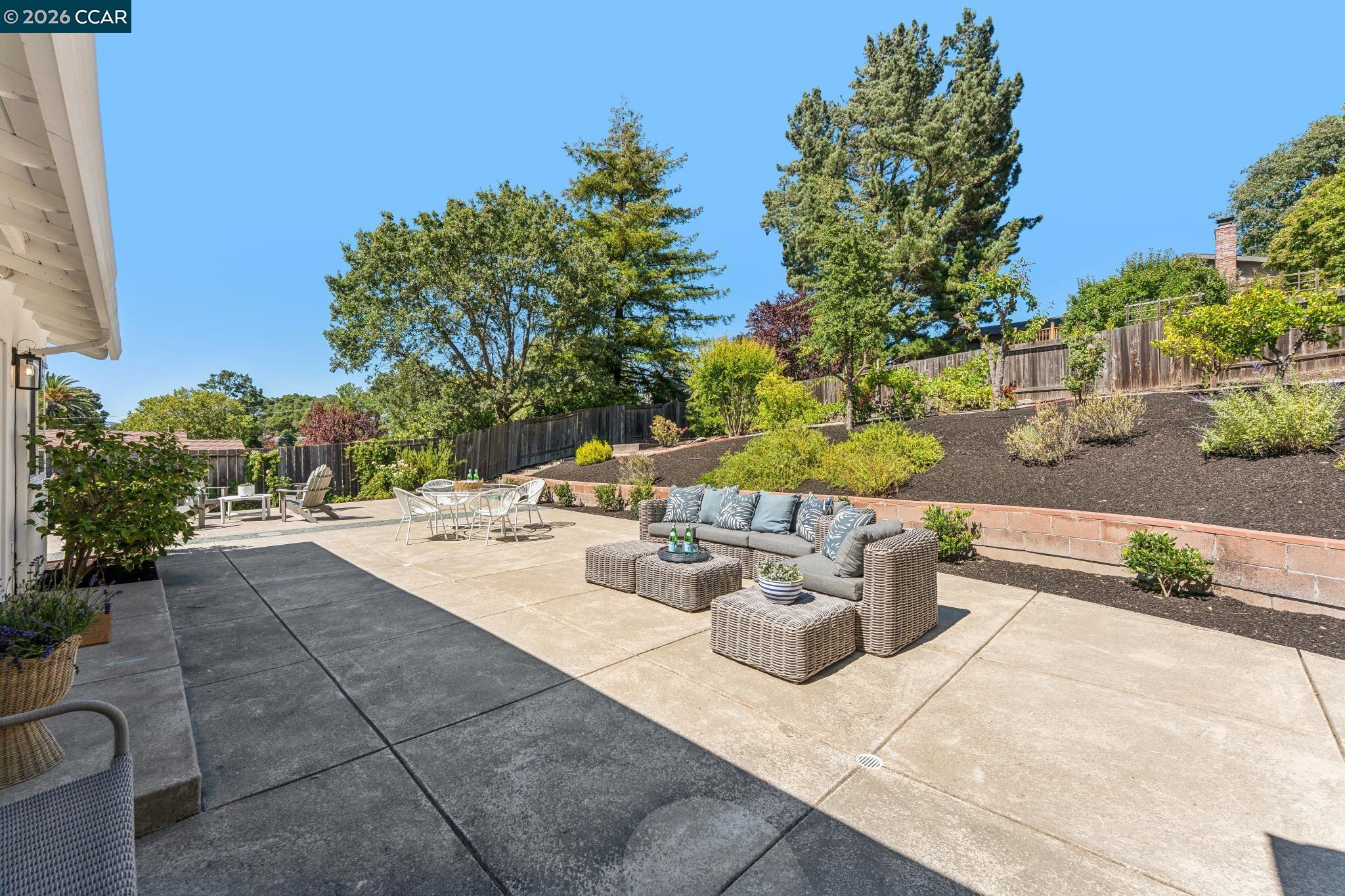 414 Castello Rd
