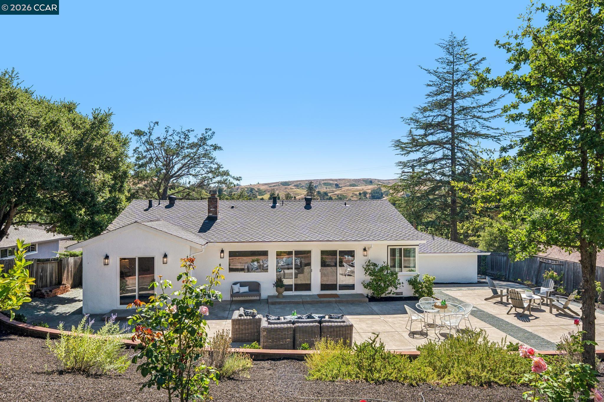 414 Castello Rd