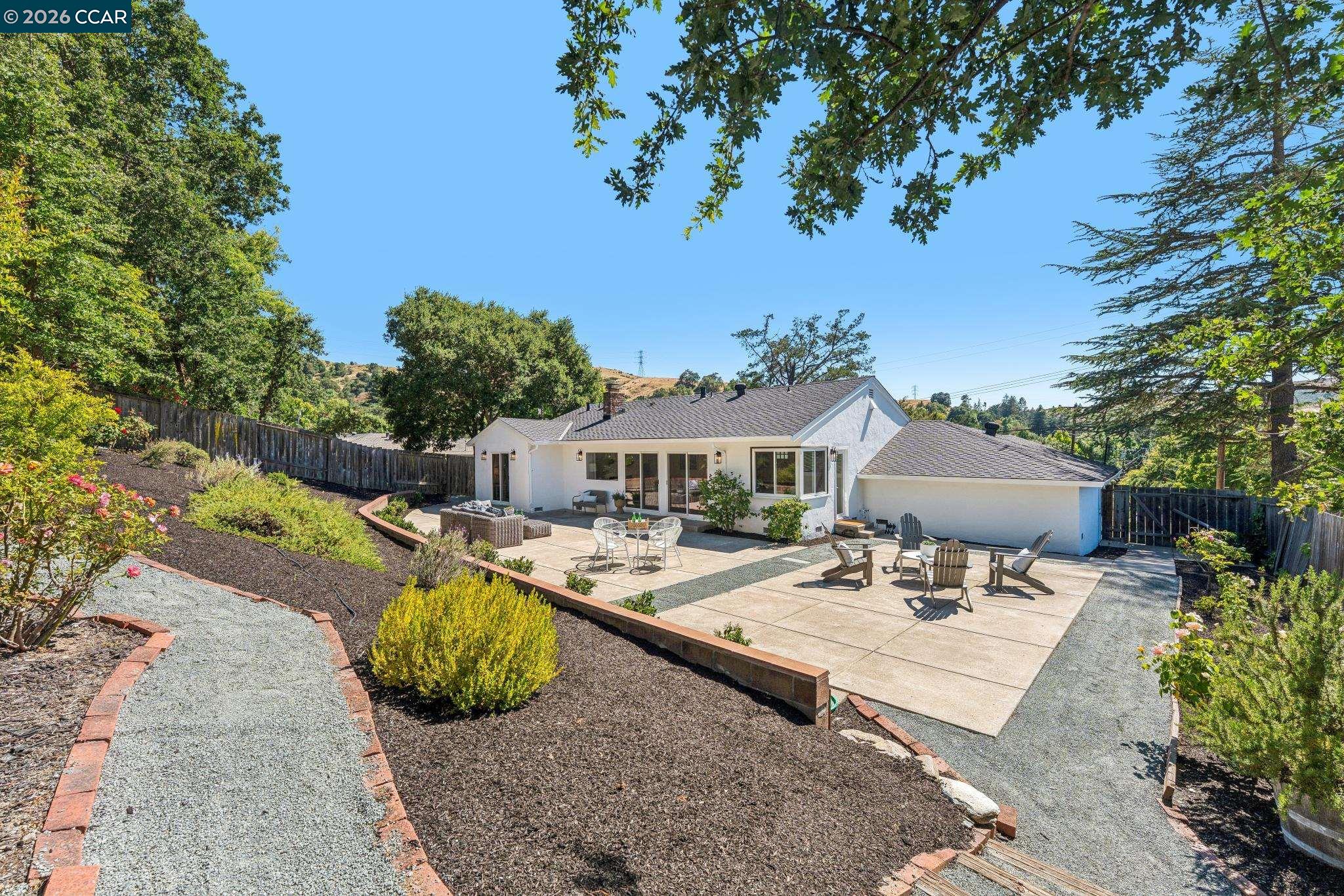 414 Castello Rd