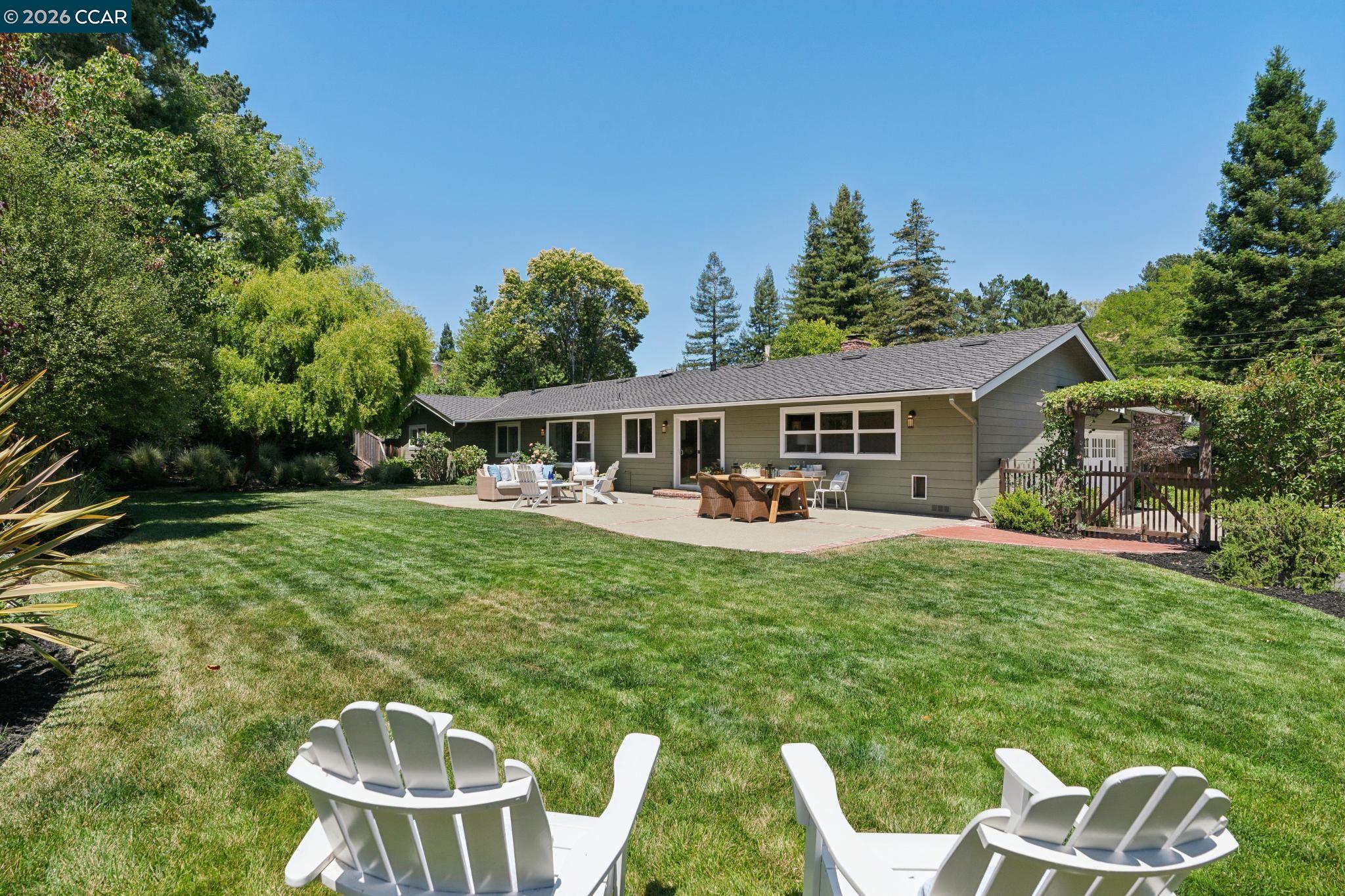 247 Corliss Dr