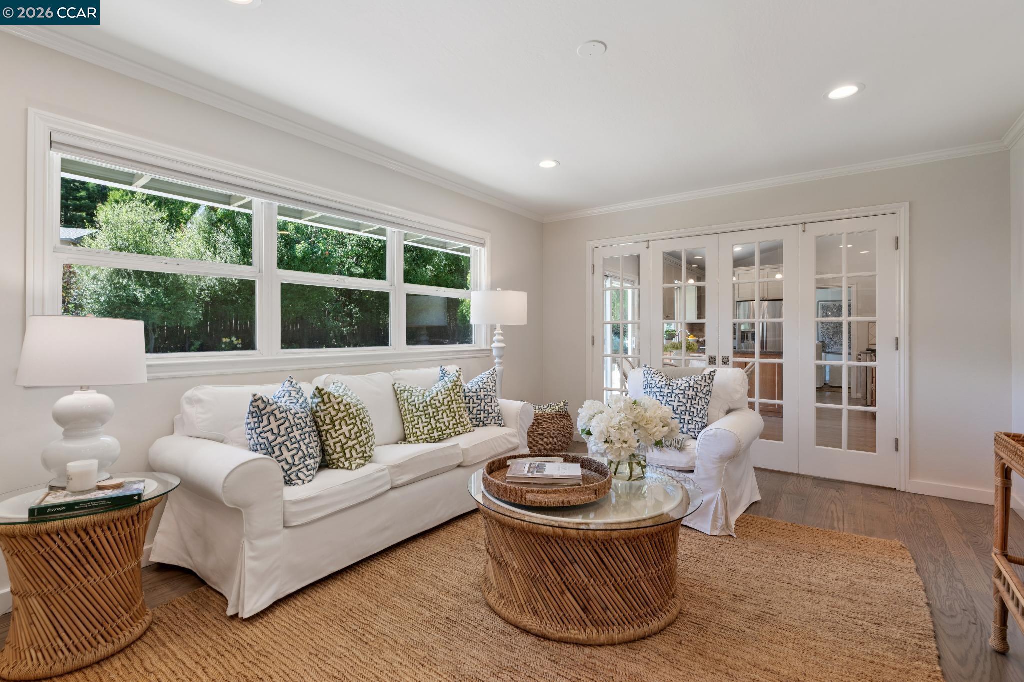 247 Corliss Dr