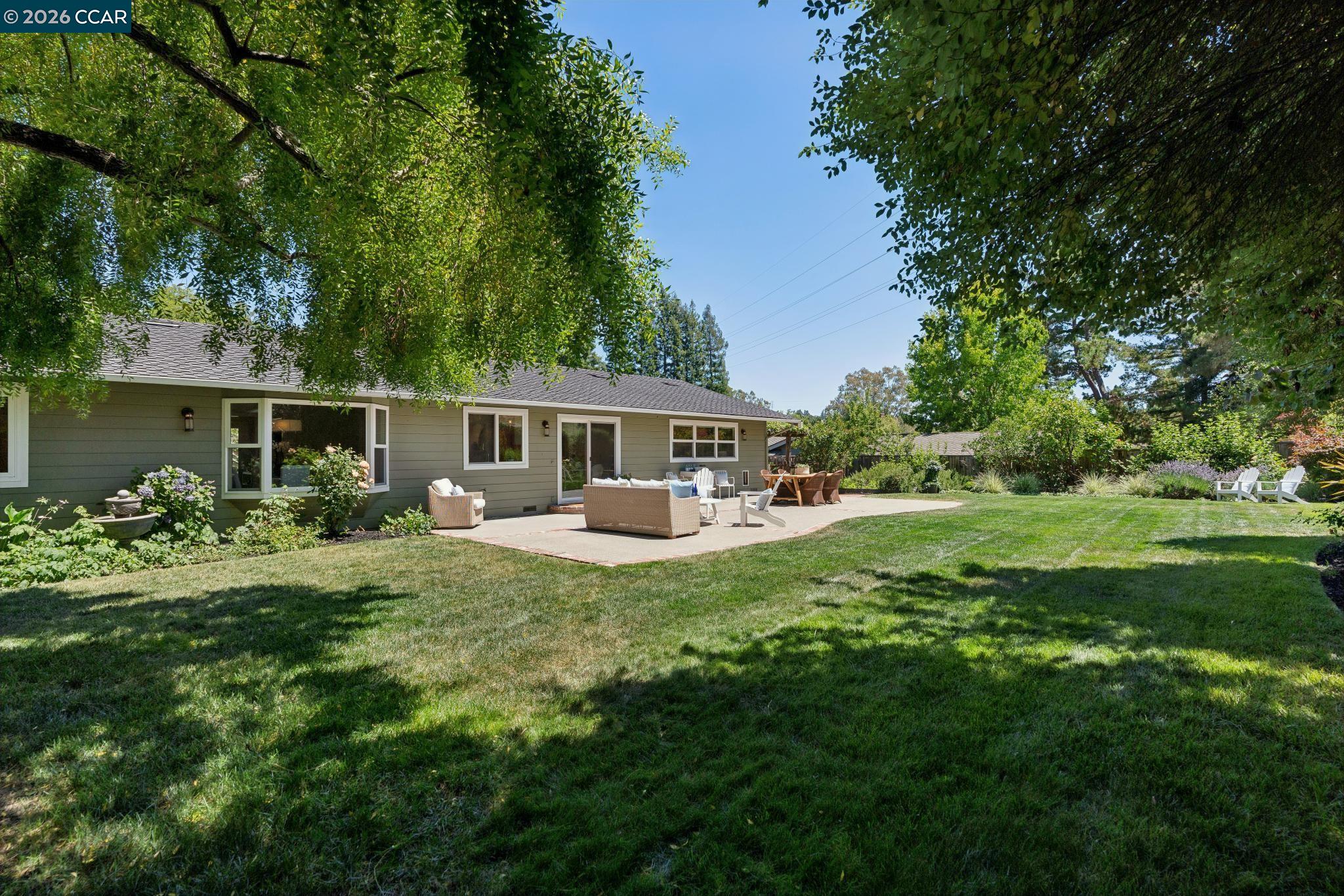 247 Corliss Dr