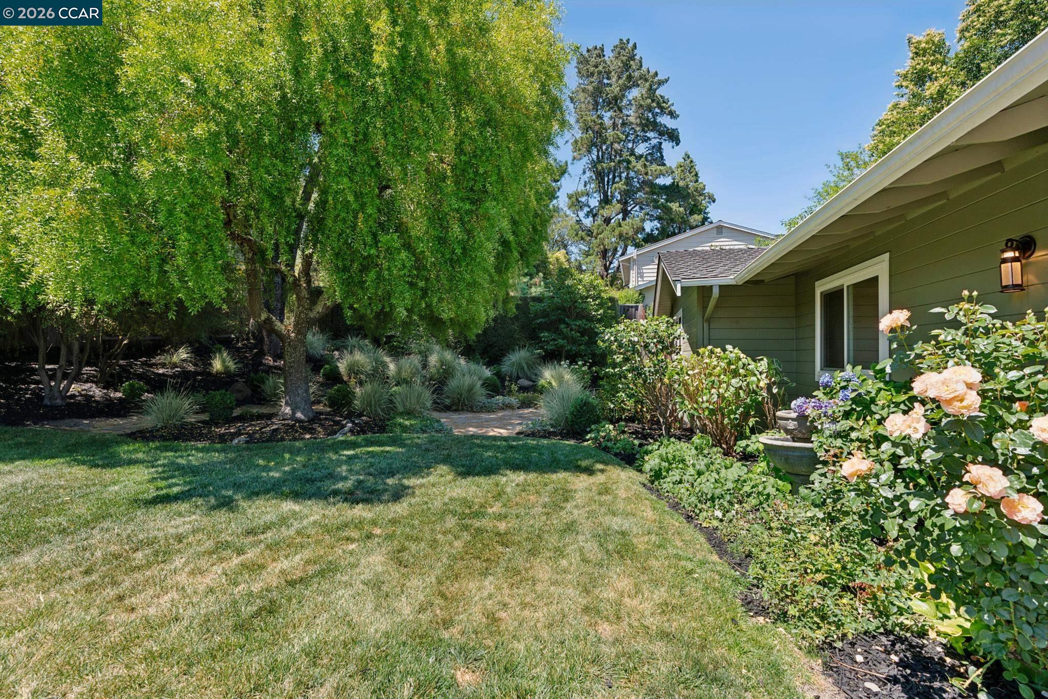247 Corliss Dr