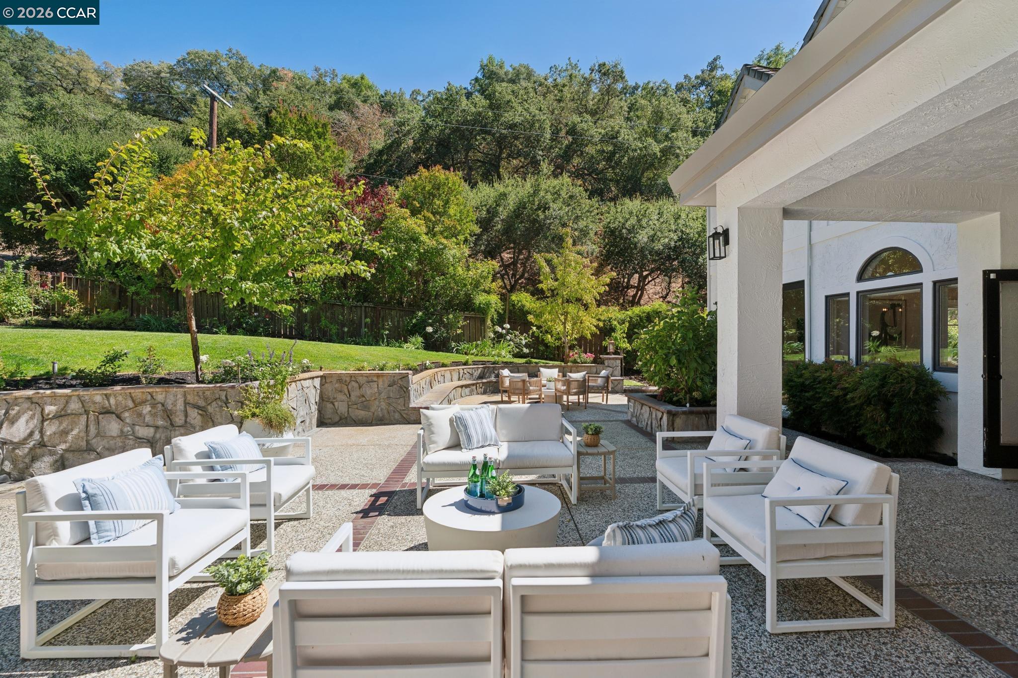 2900 Rohrer Drive
