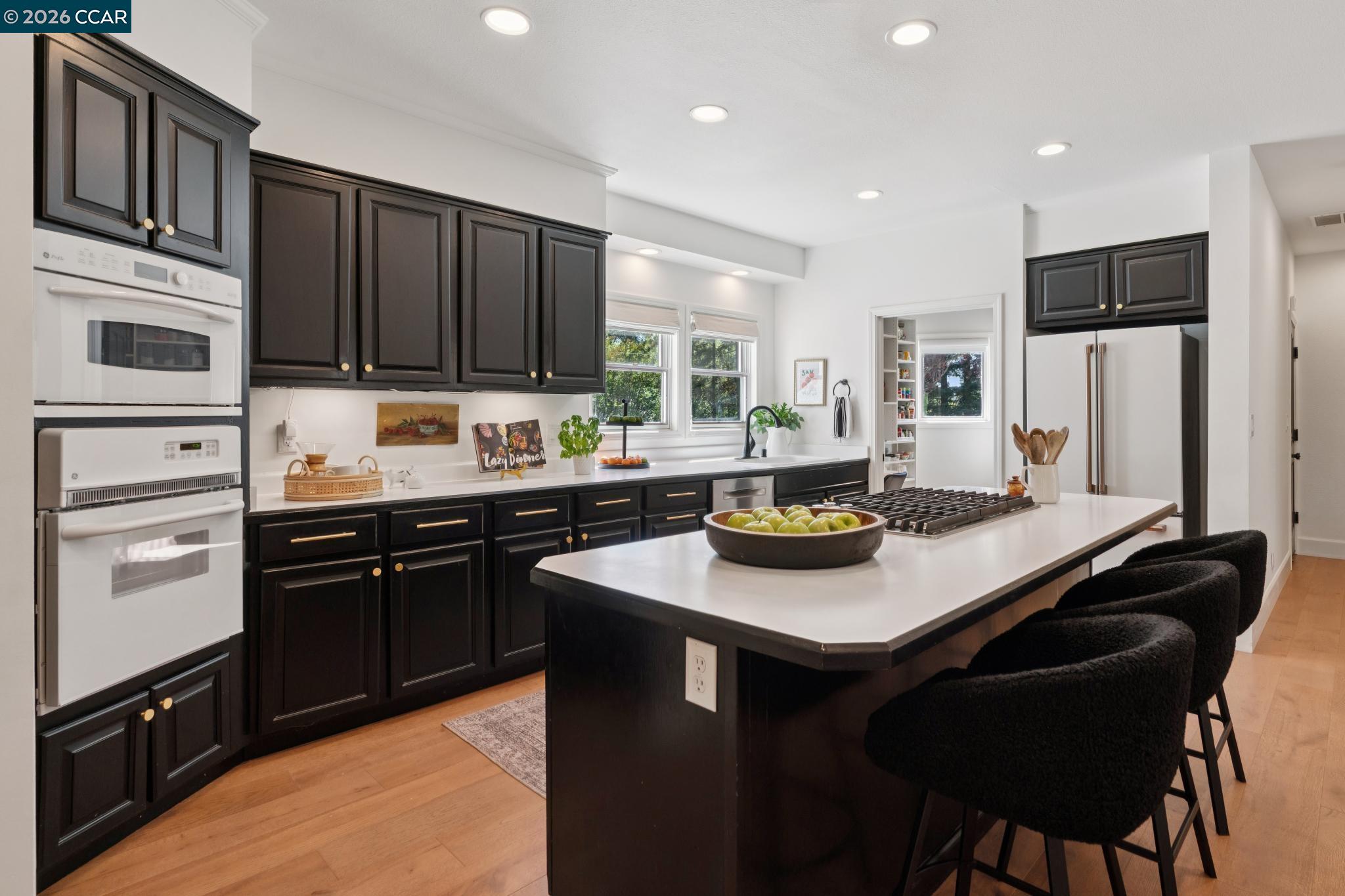 2900 Rohrer Drive