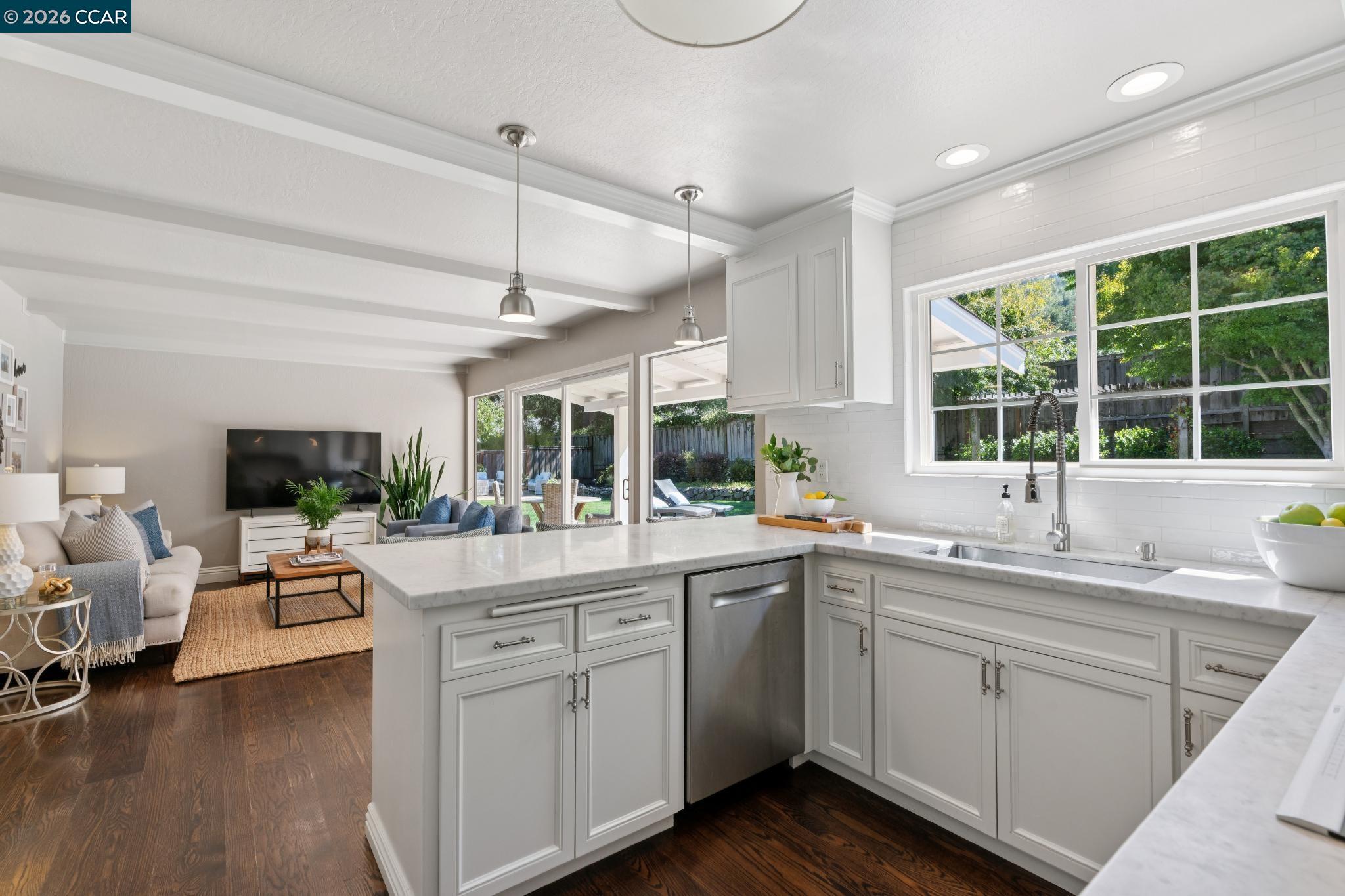 294 Deerfield Dr