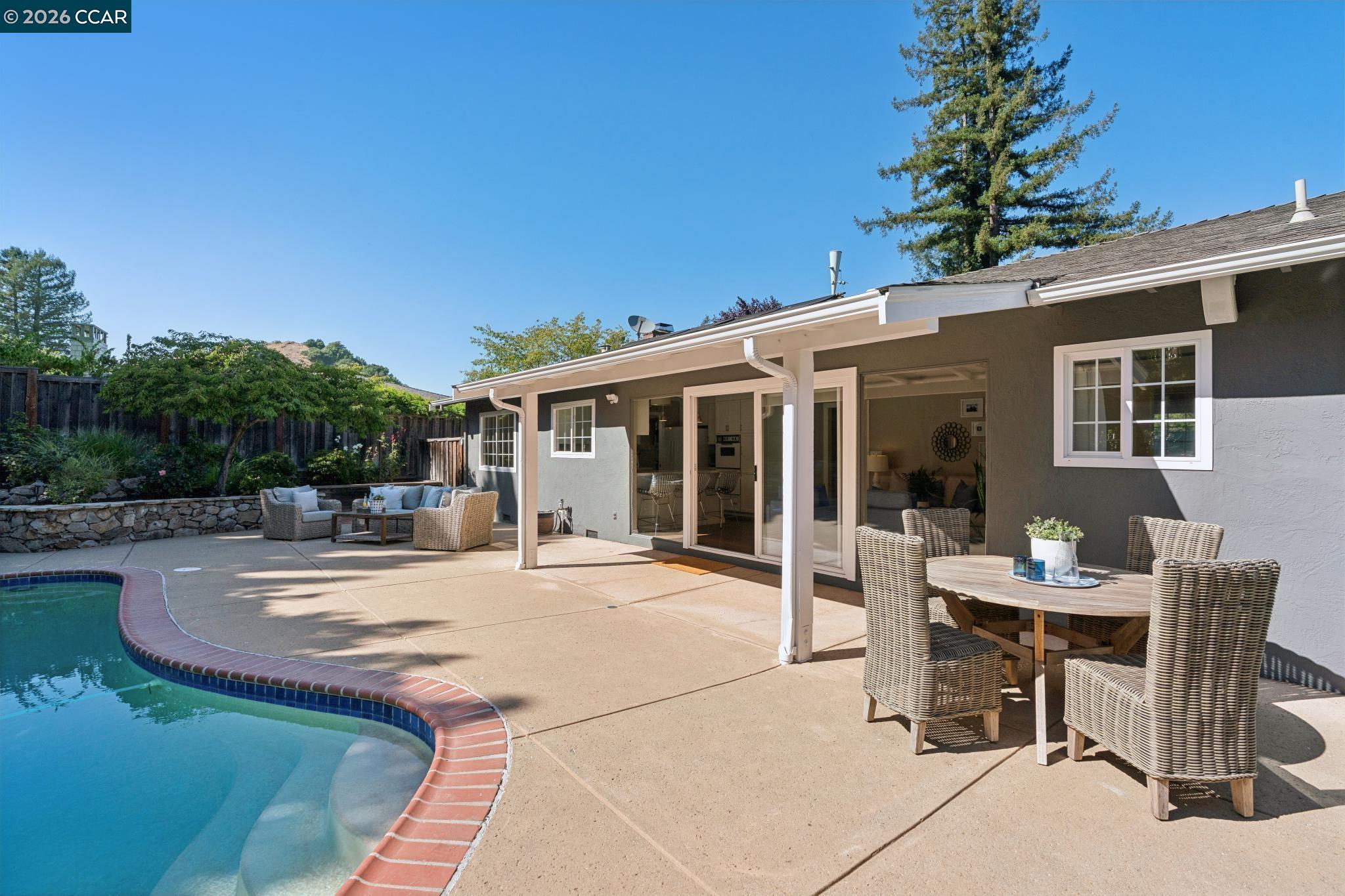 294 Deerfield Dr