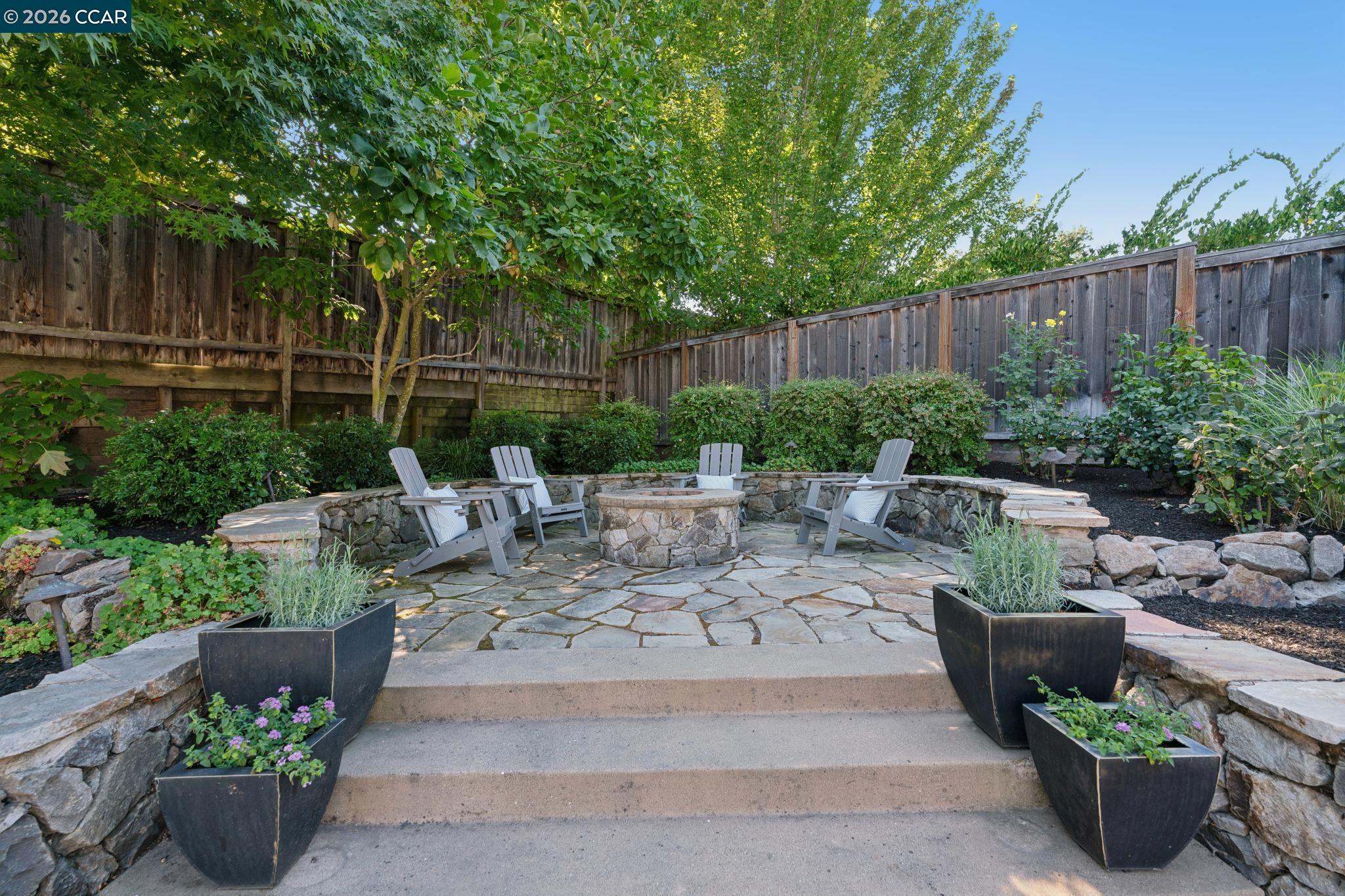 294 Deerfield Dr