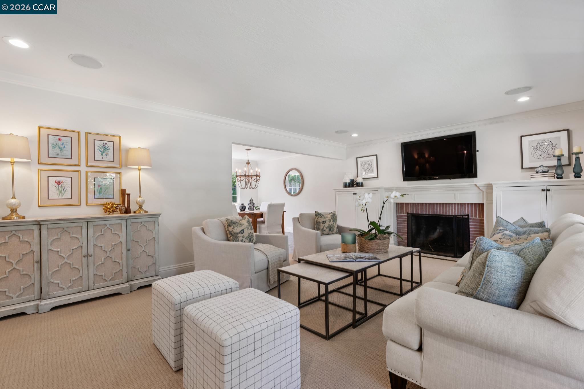 294 Deerfield Dr