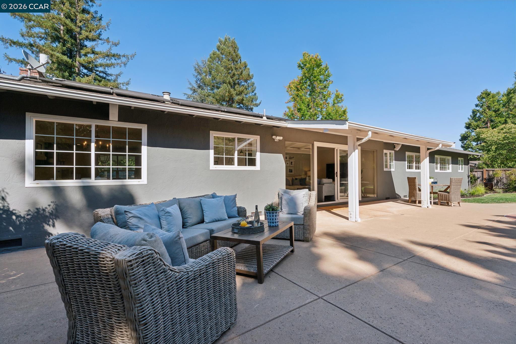 294 Deerfield Dr
