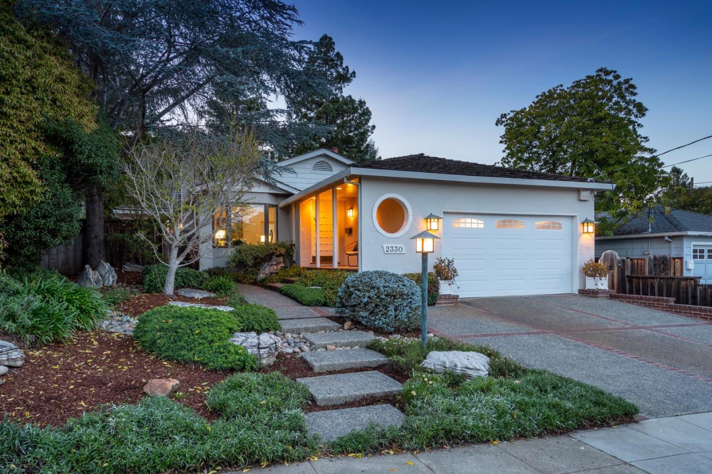 2330 Saint Francis WAY