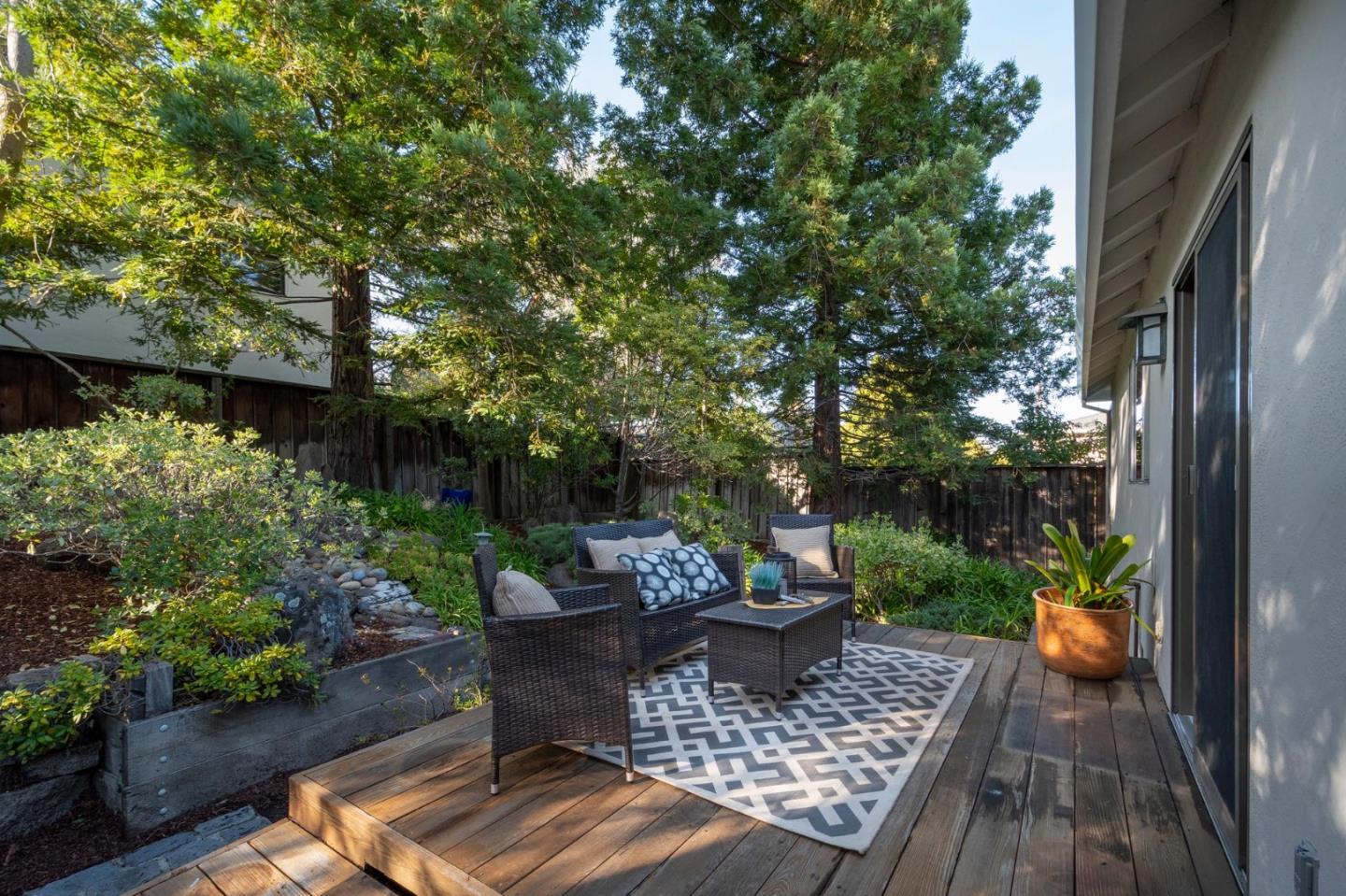 2330 Saint Francis WAY