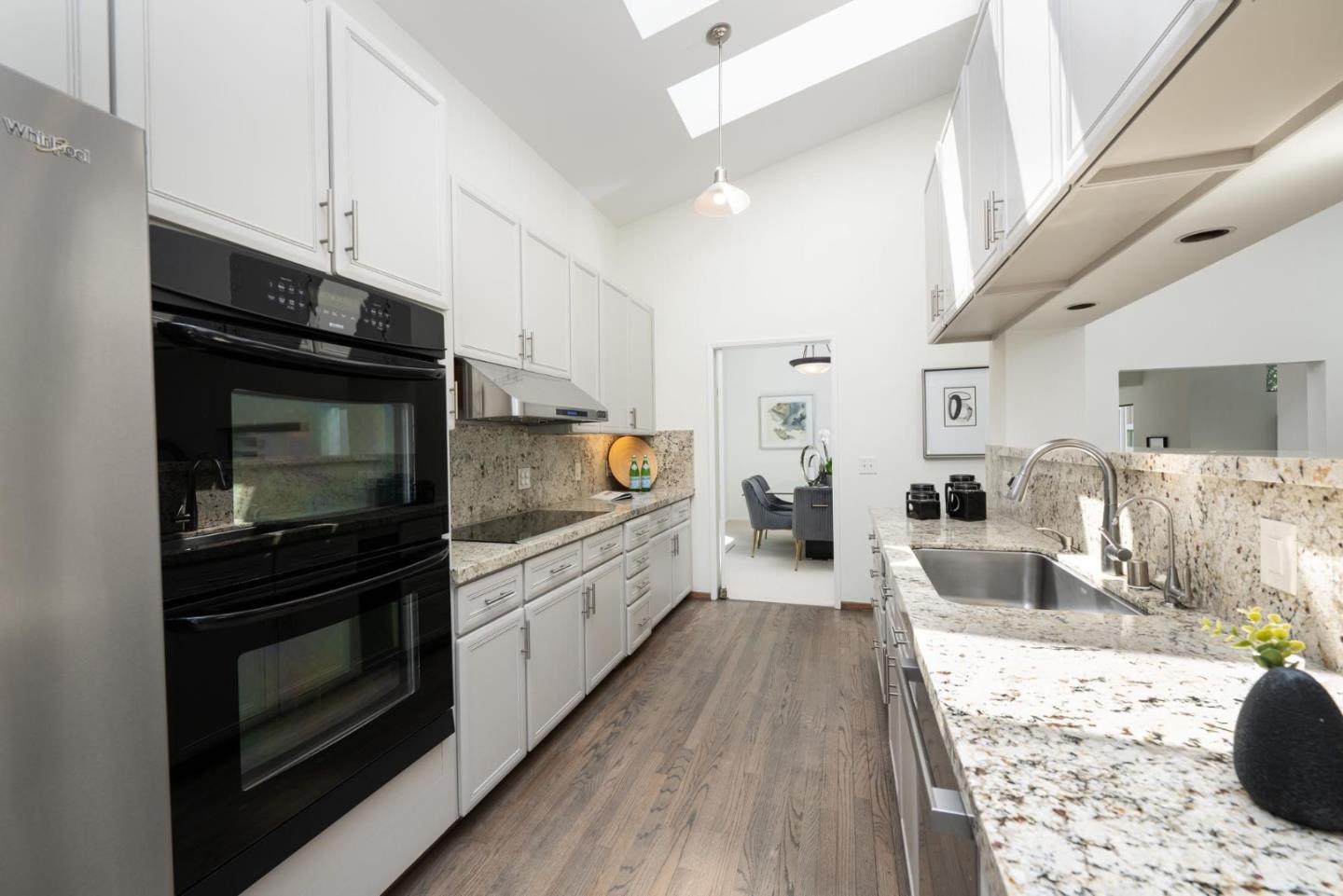 1236 Chula Vista DR