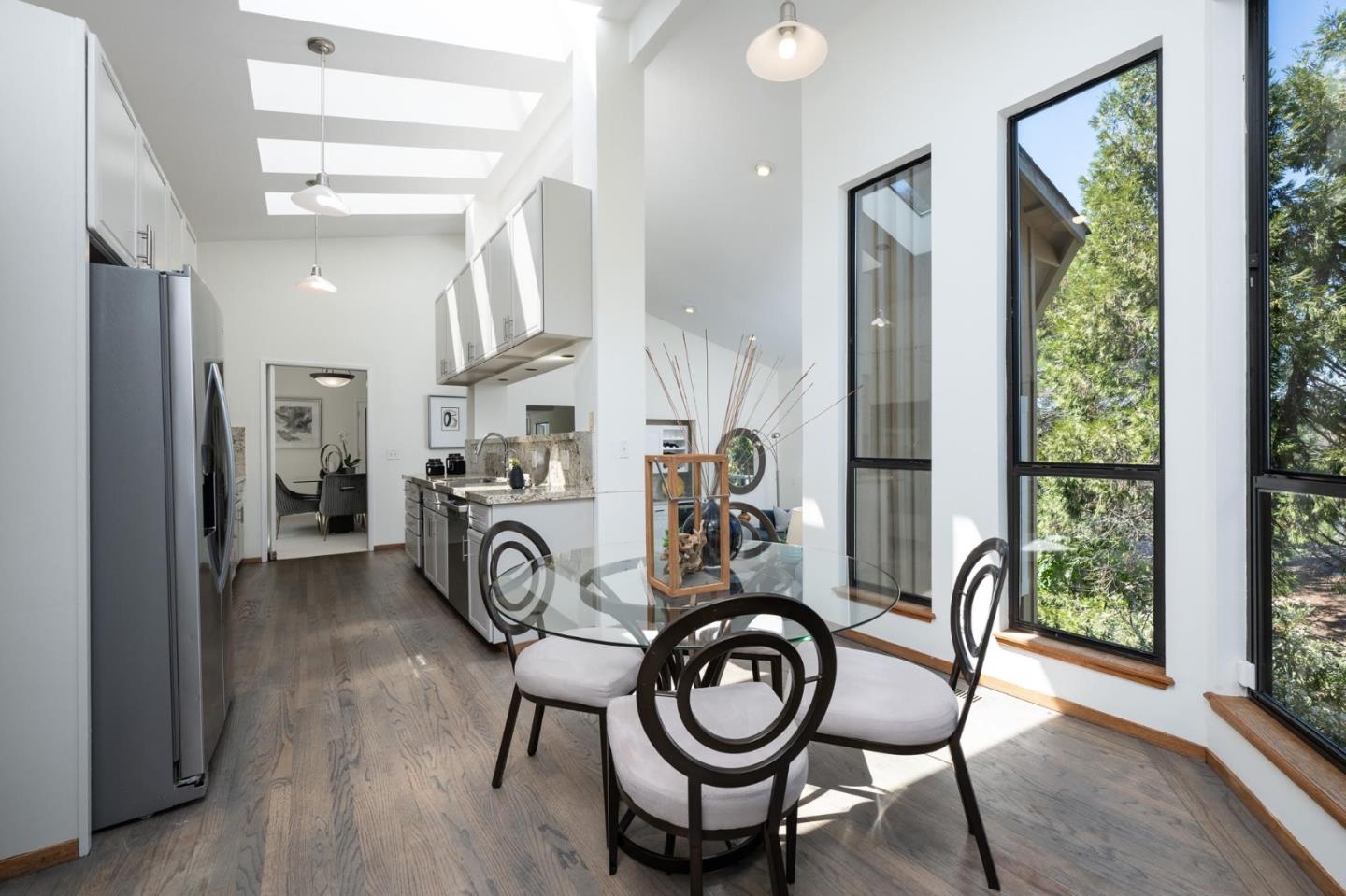 1236 Chula Vista DR