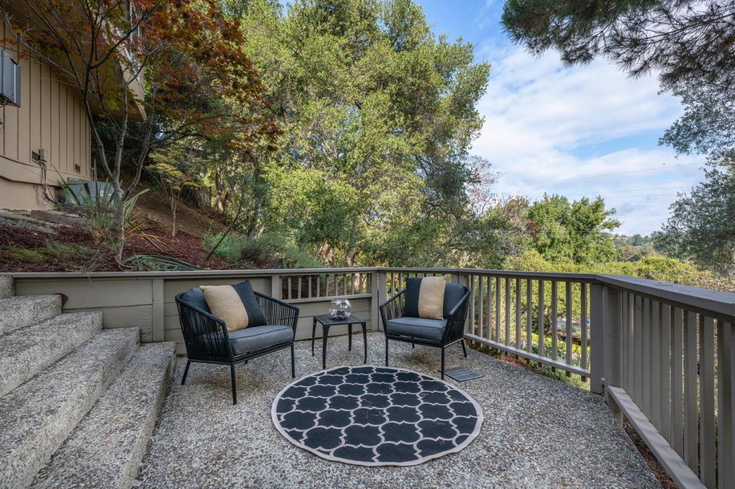 1236 Chula Vista DR