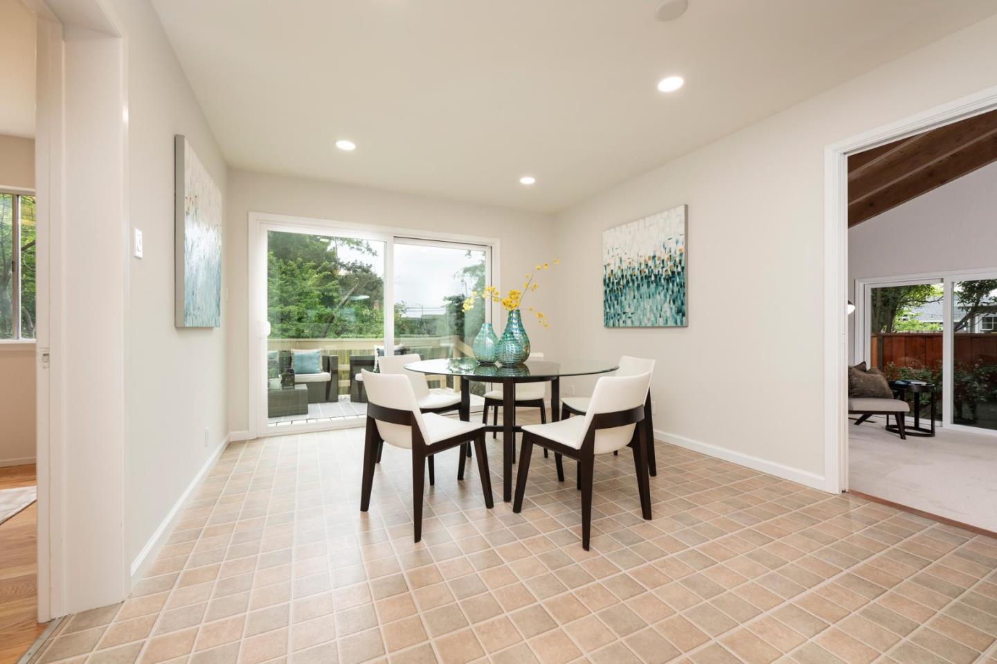 2131 Balmoral CT