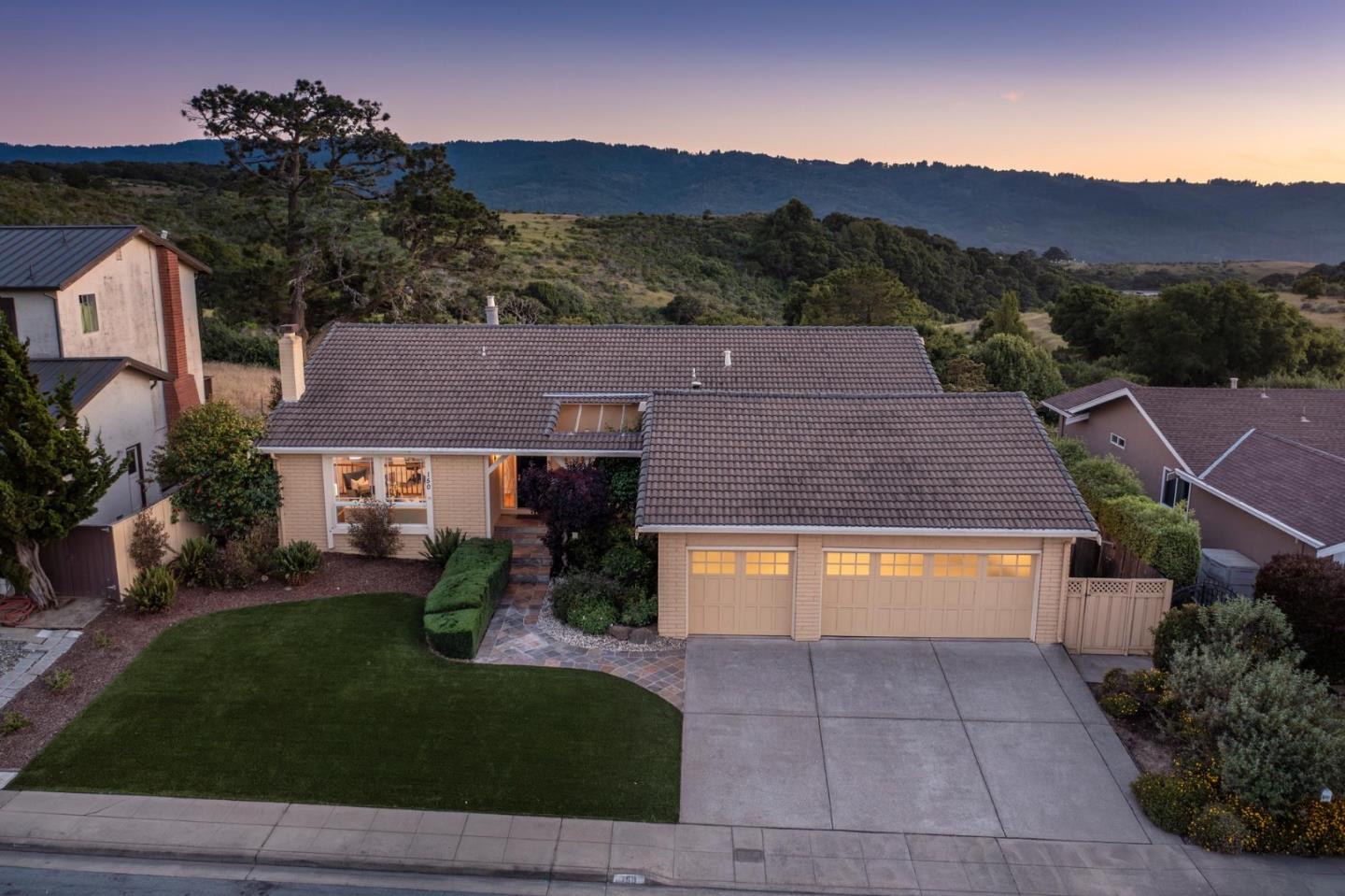 150 Crestview DR