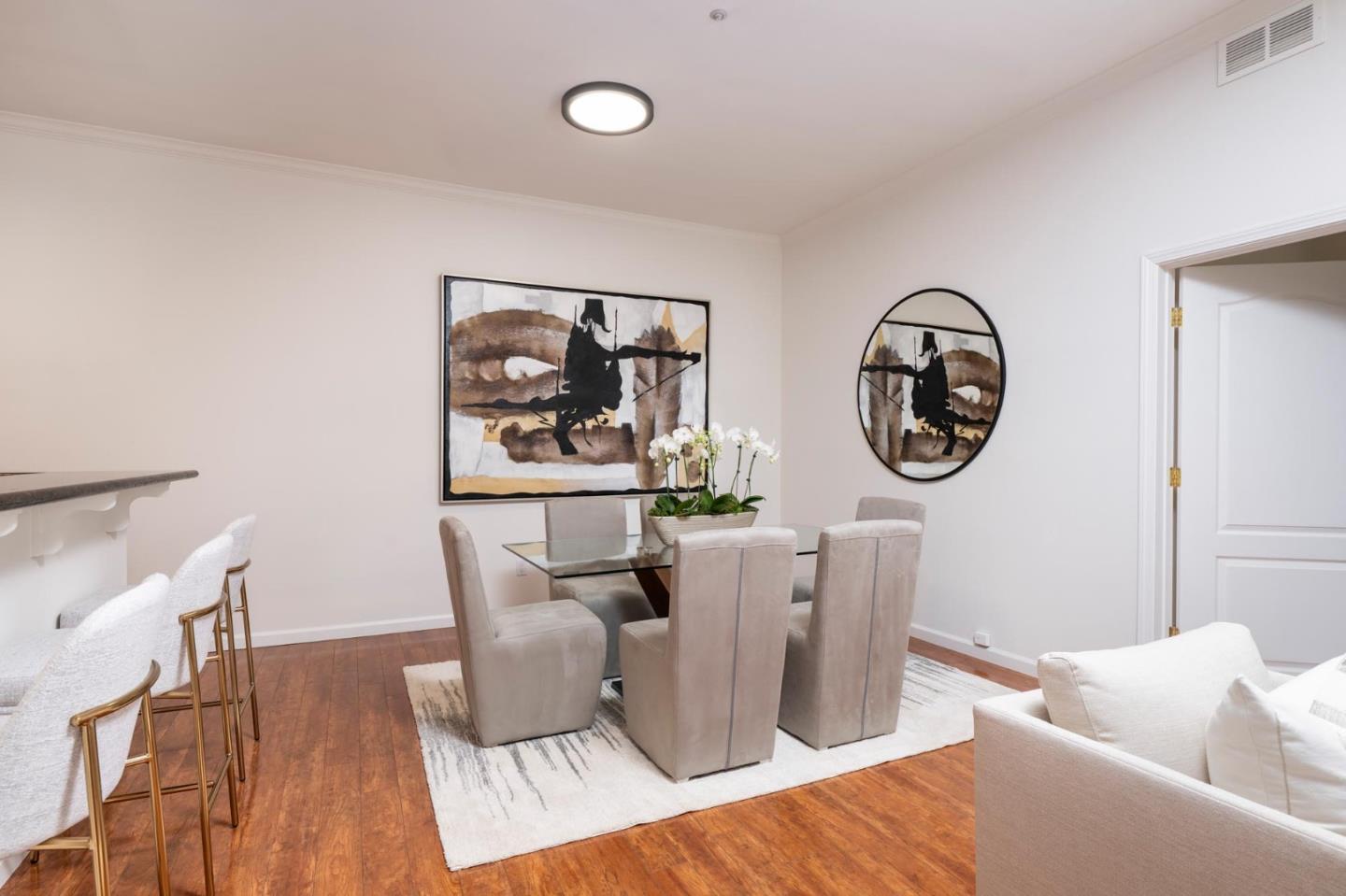 111 Saint Matthews Avenue 402