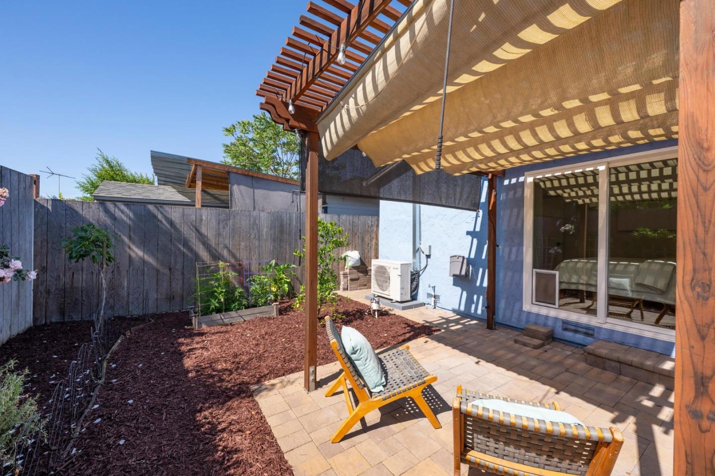536 Stanford Avenue