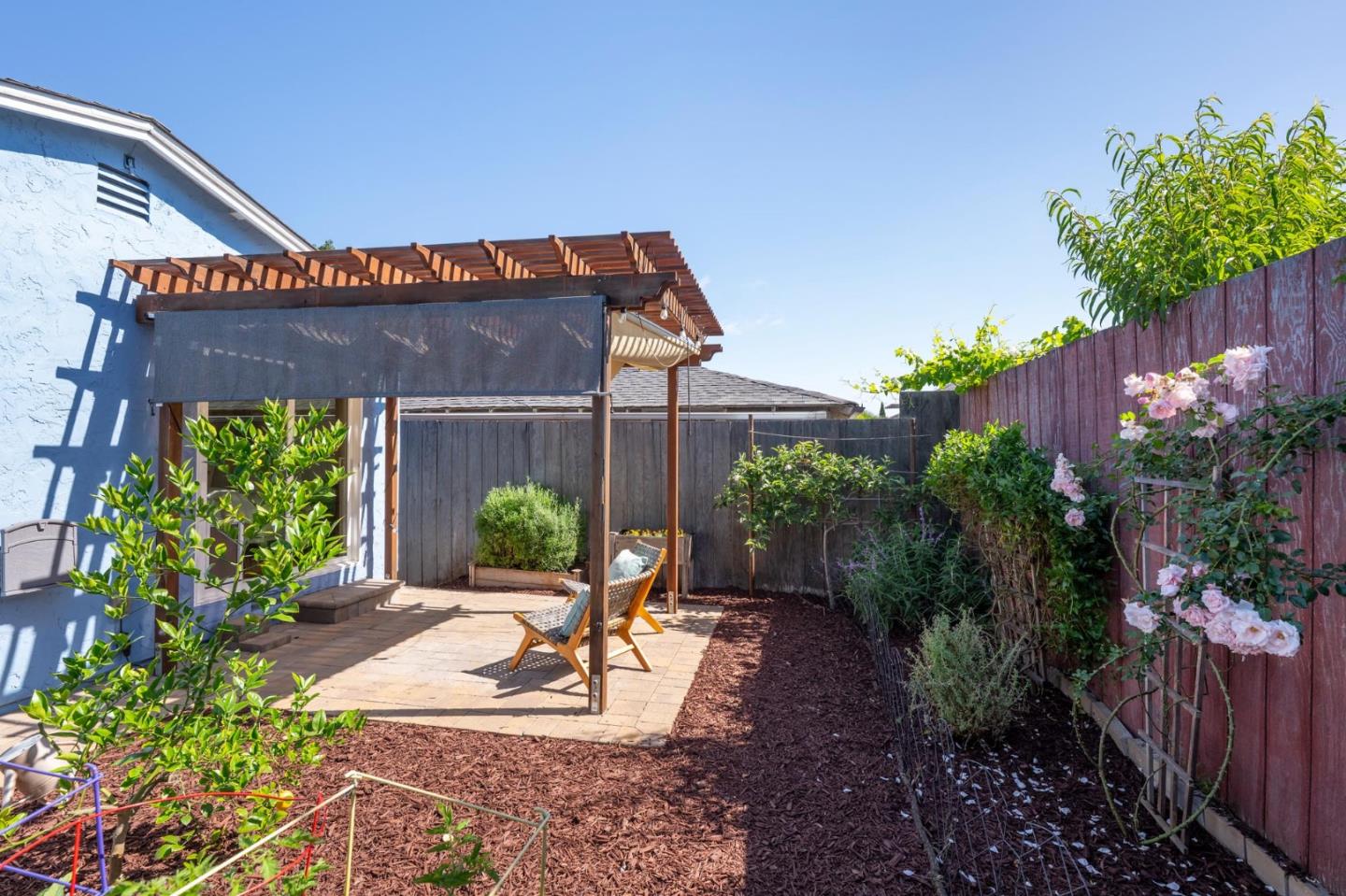 536 Stanford Avenue