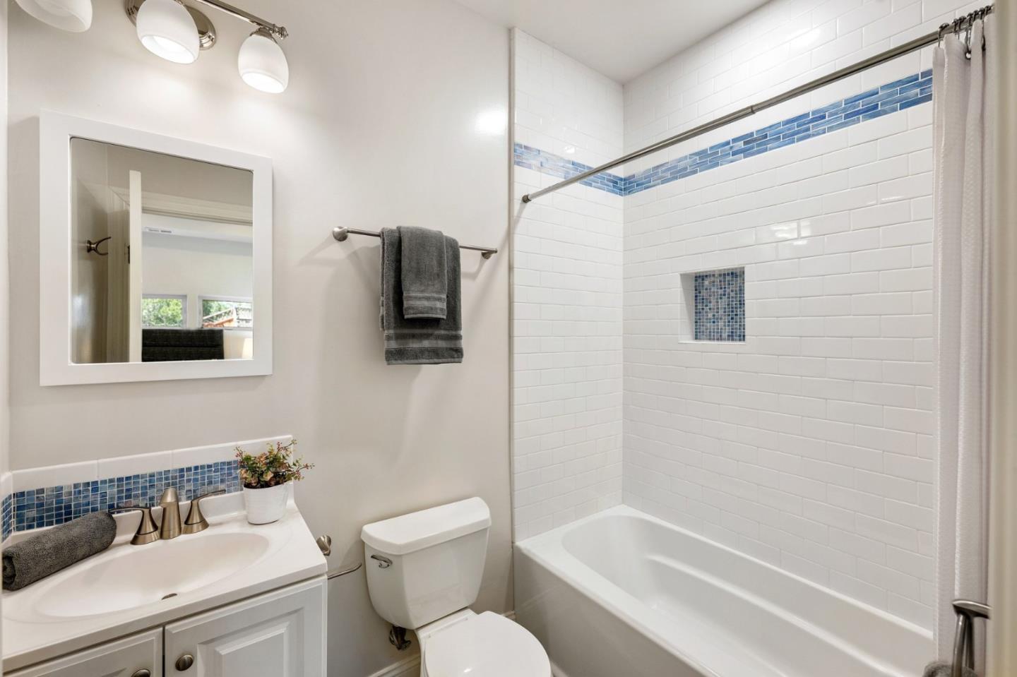 103 Winding WAY