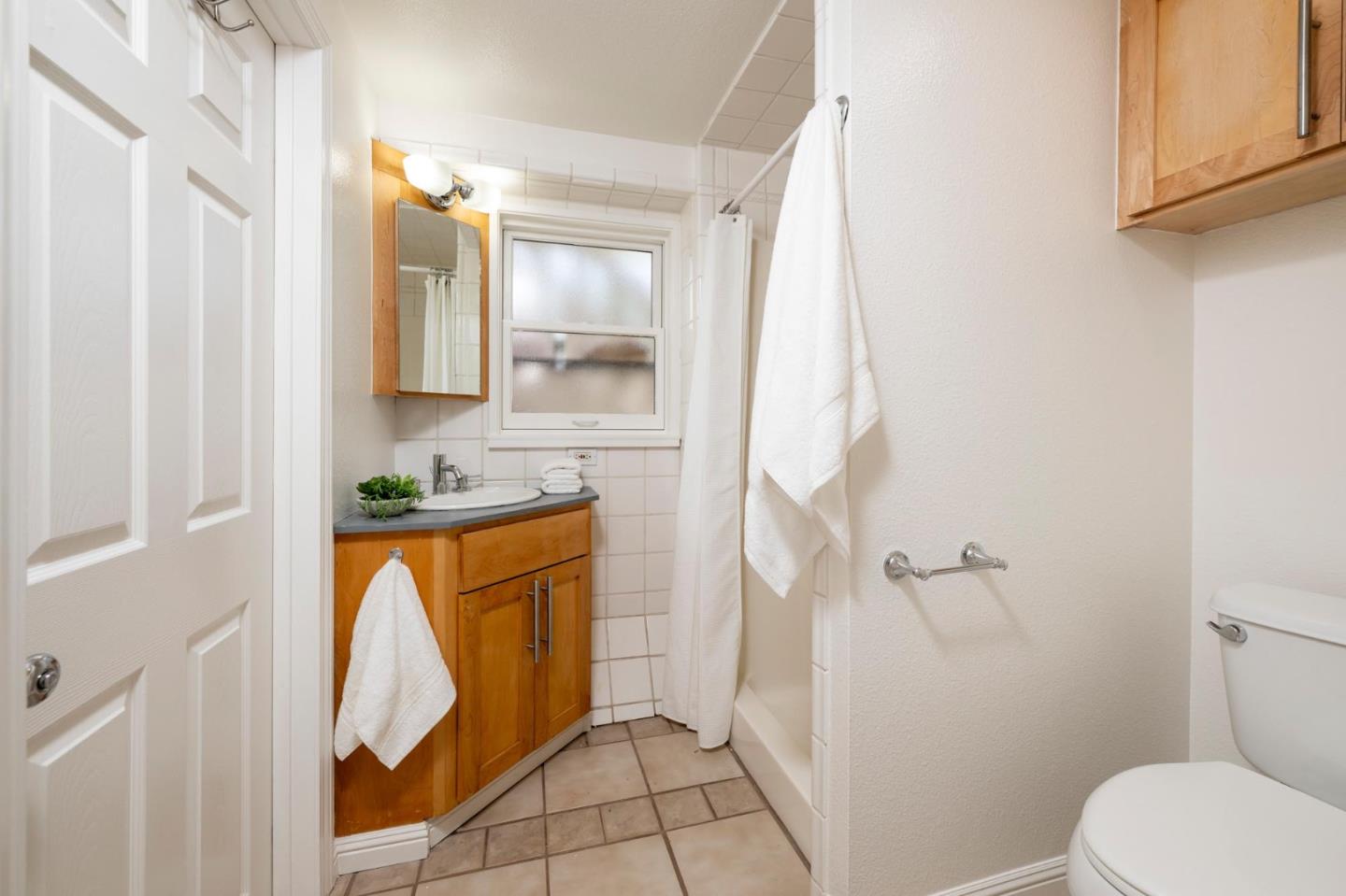 131 Rockridge RD