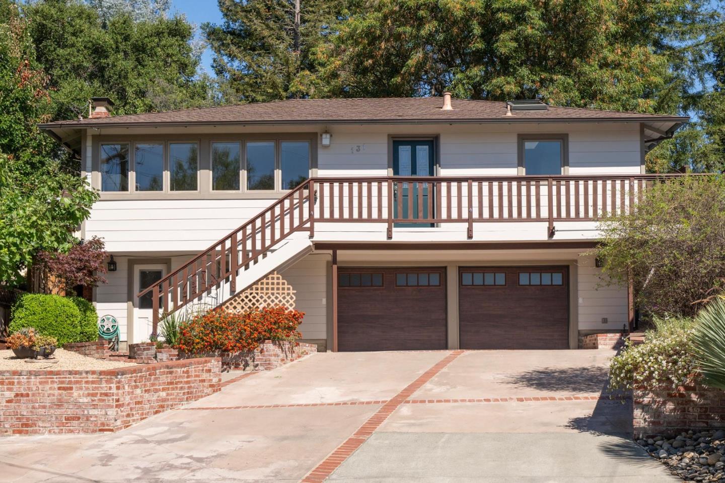 131 Rockridge RD