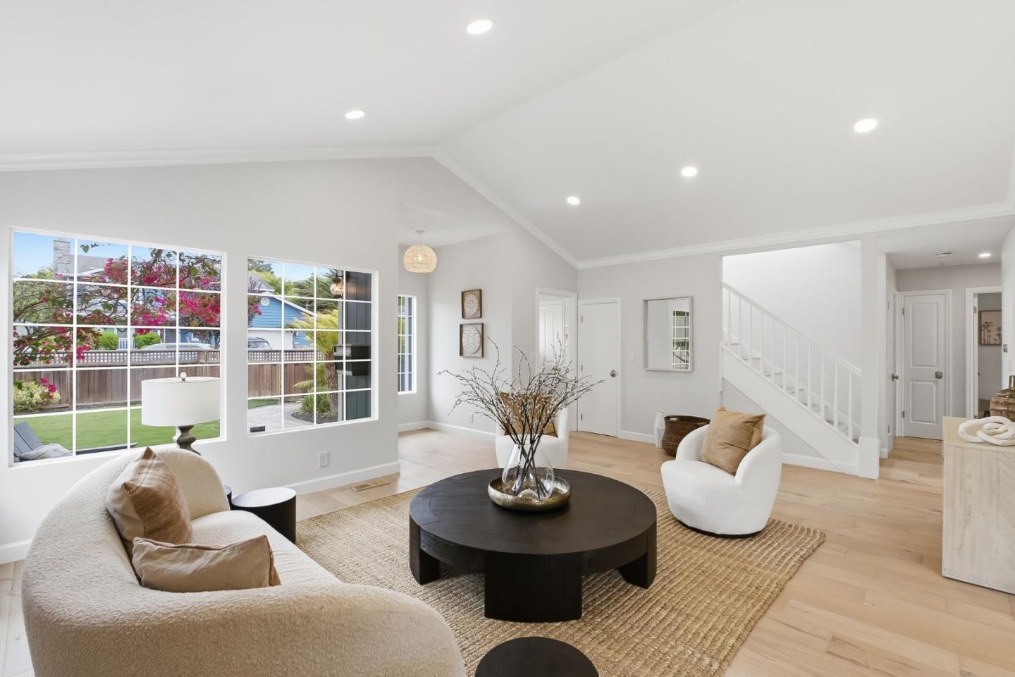 1384 Peralta RD
