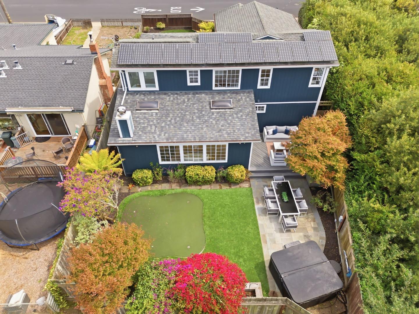 1384 Peralta RD