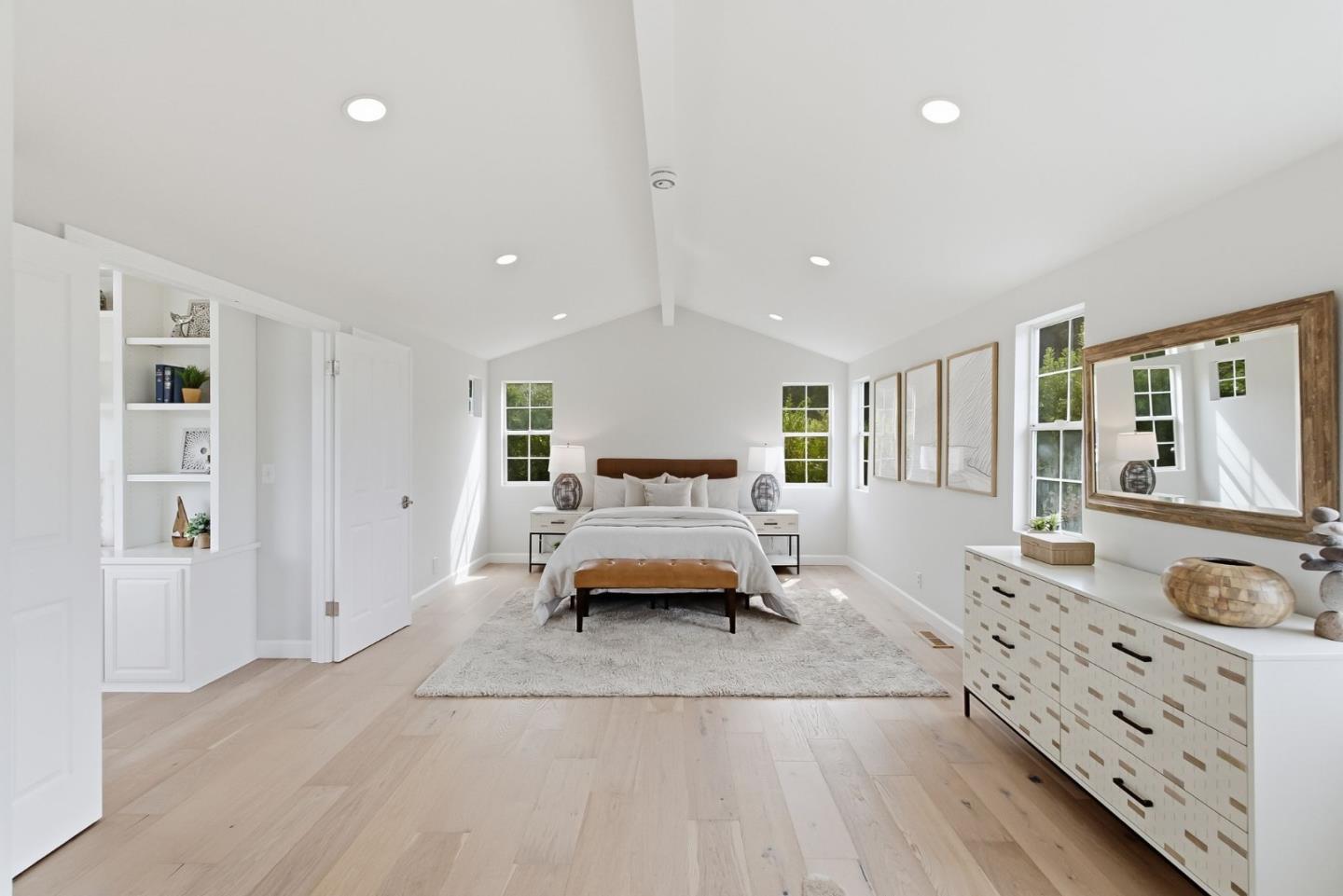 1384 Peralta RD