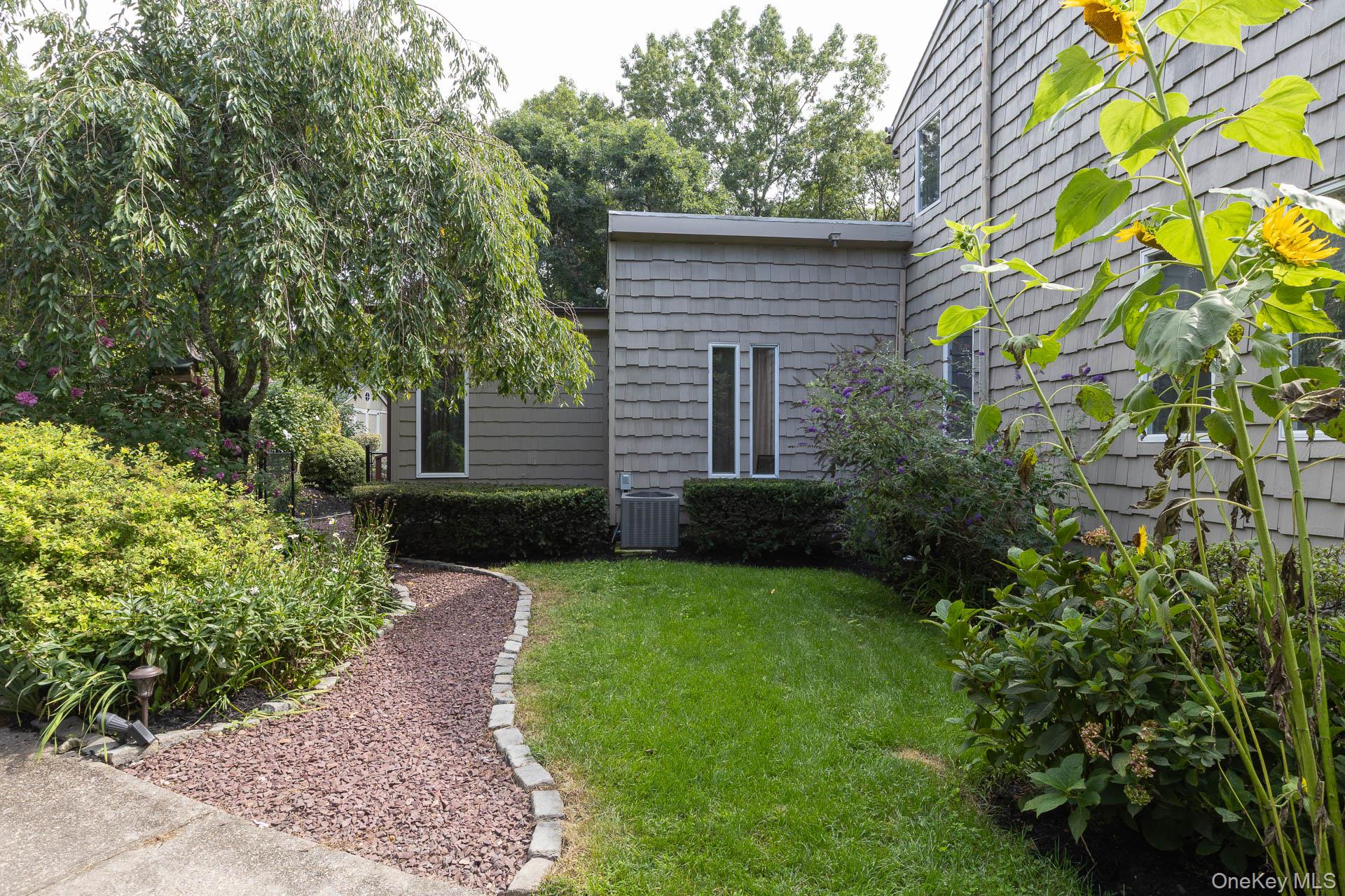 30 Long Pond Road