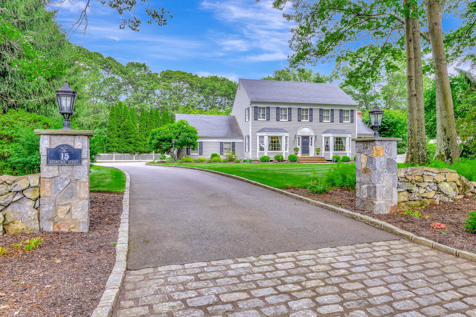 15 Hermitage Street
