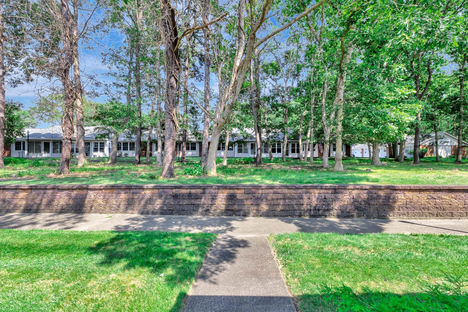 384 Woodbridge Drive Unit: B