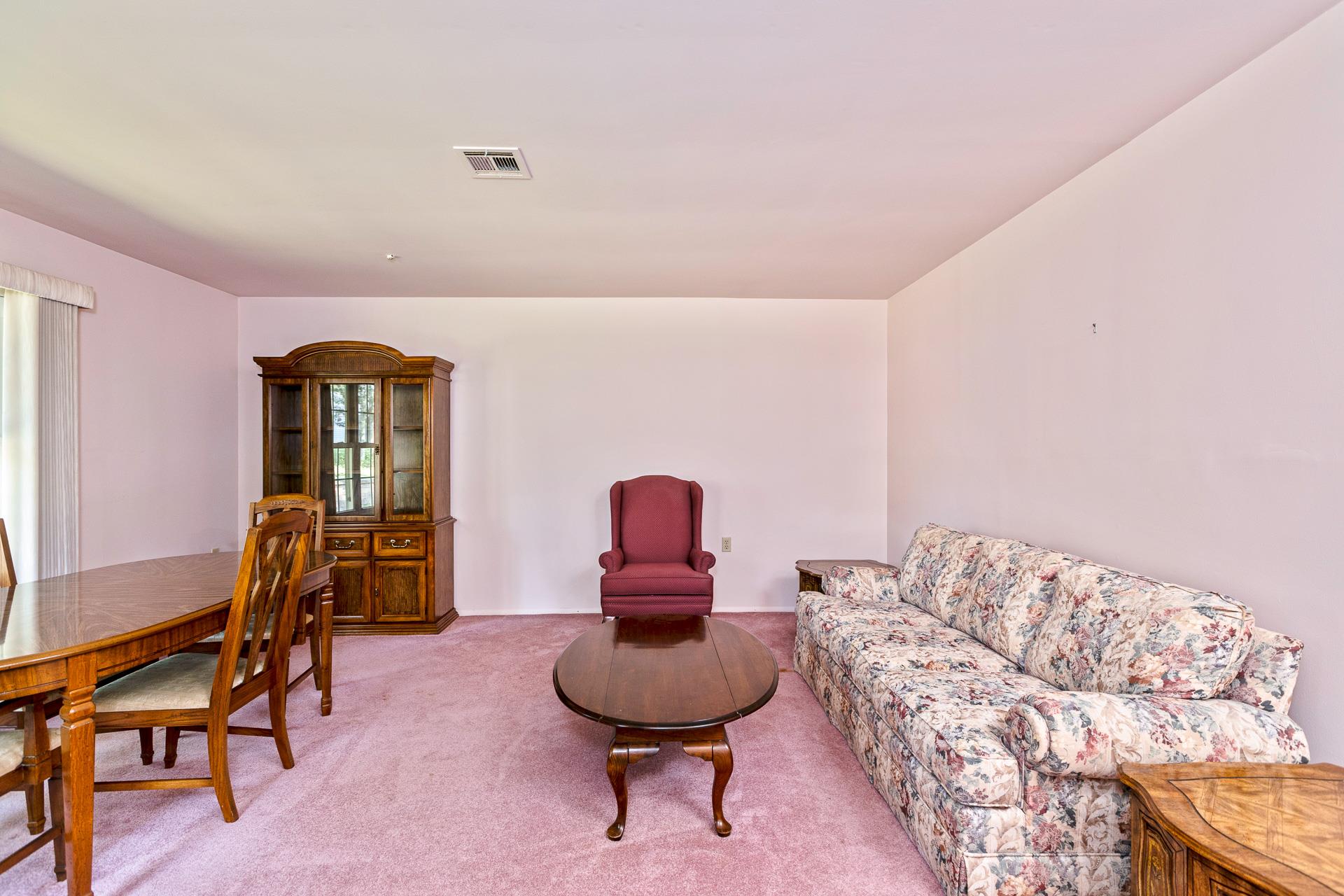 384 Woodbridge Drive Unit: B