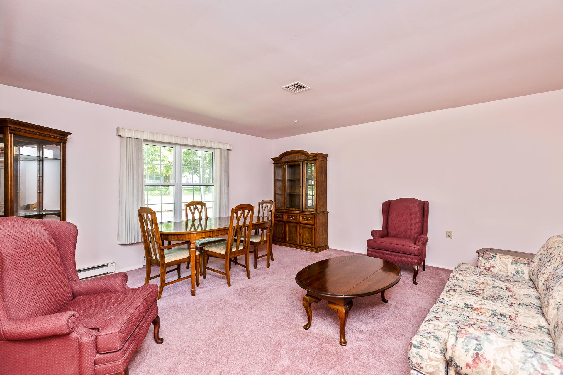 384 Woodbridge Drive Unit: B