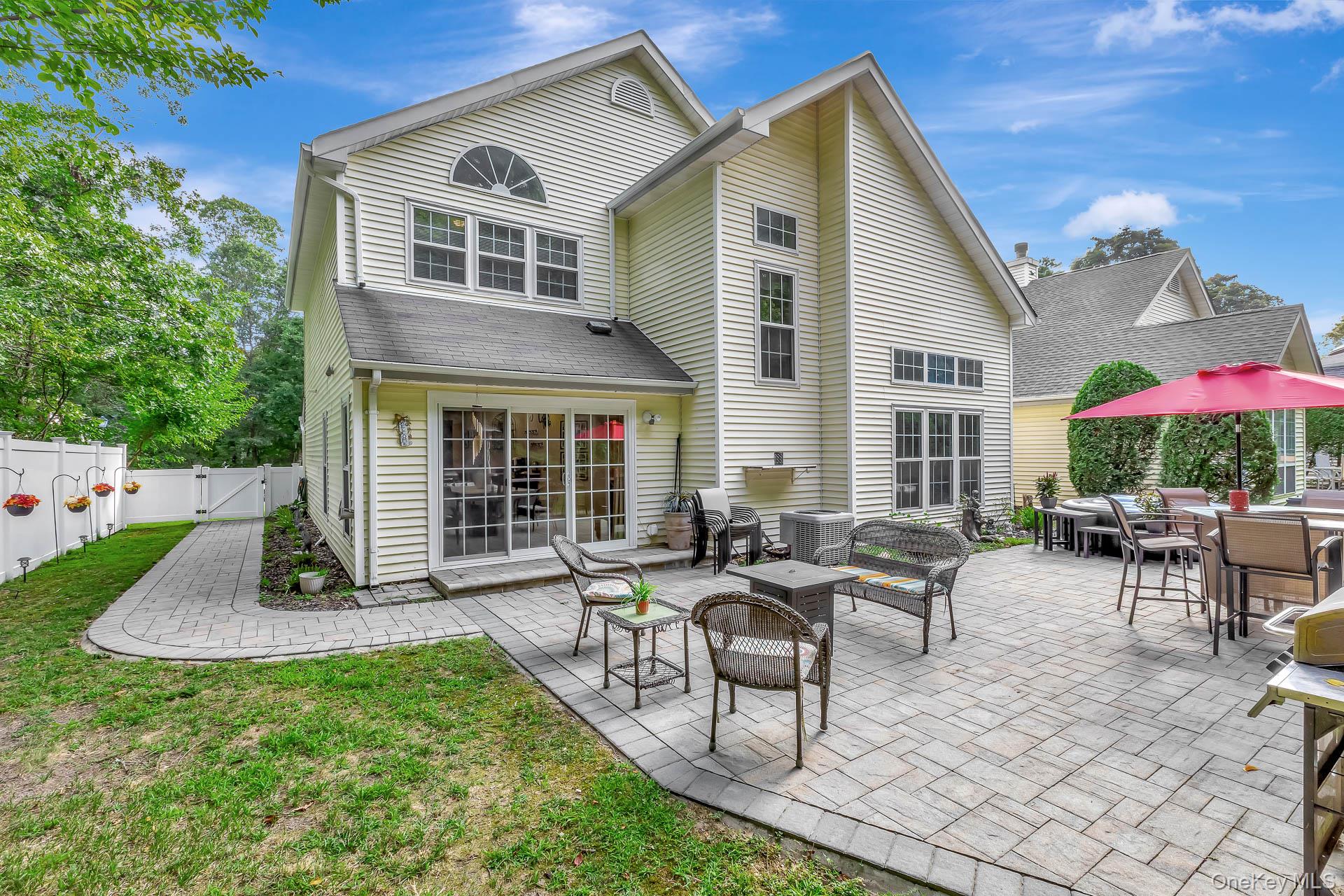 15 Cloister Lane